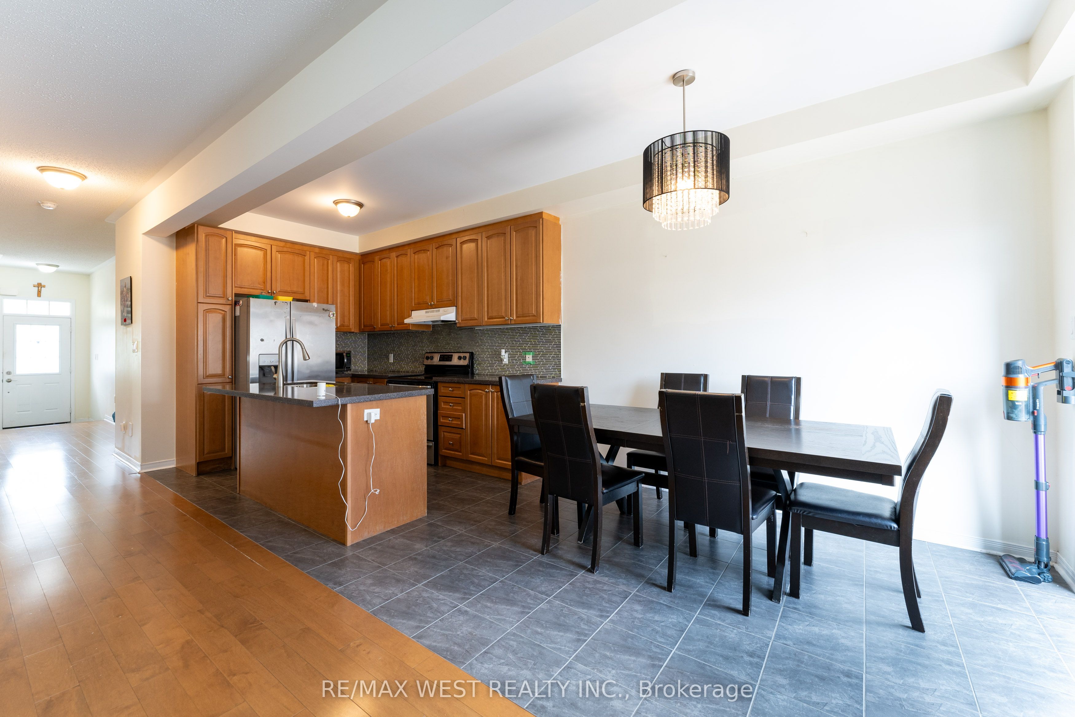 40 Yellowknife Rd Property Photo 11