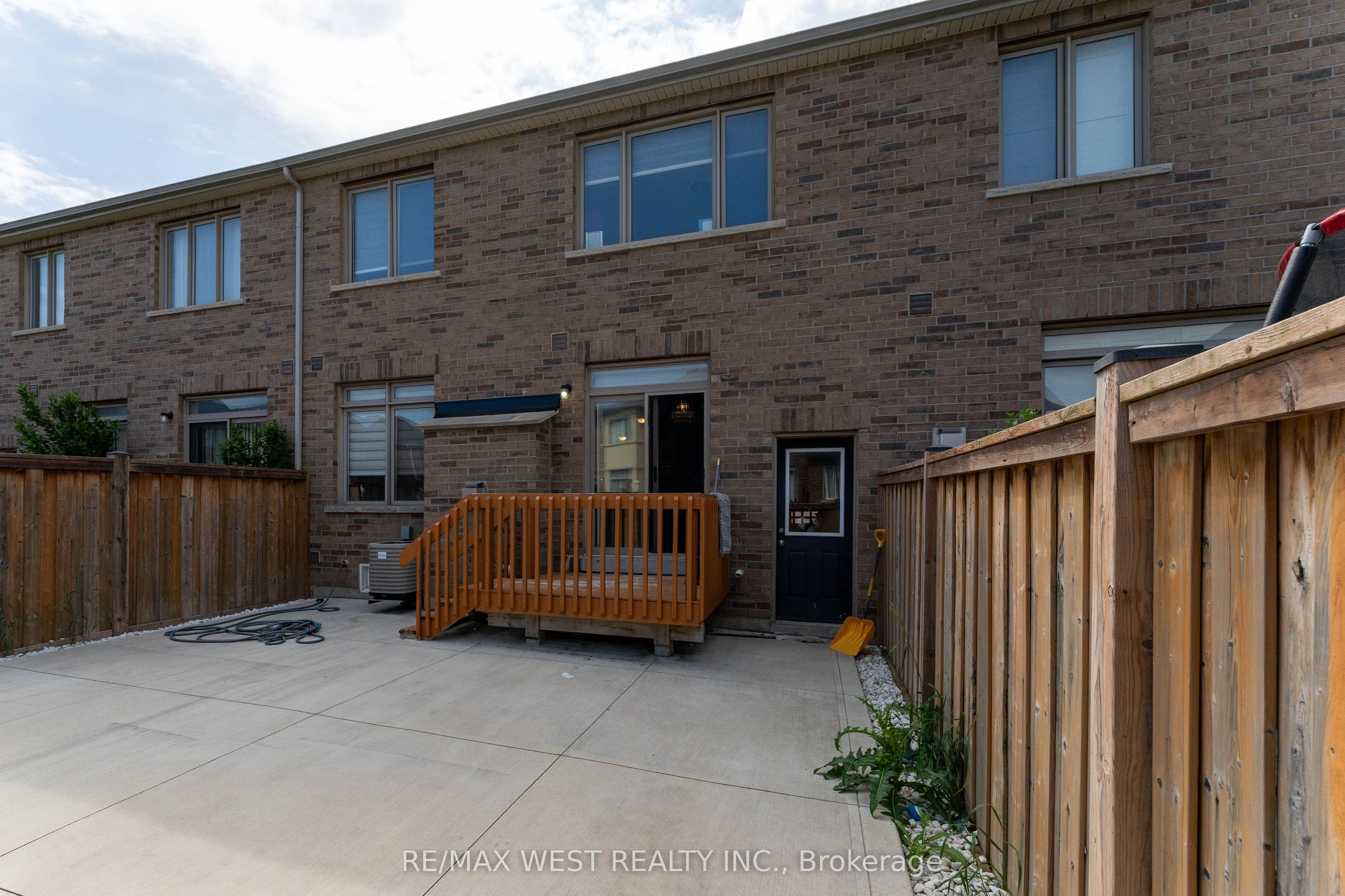 40 Yellowknife Rd Property Photo 33