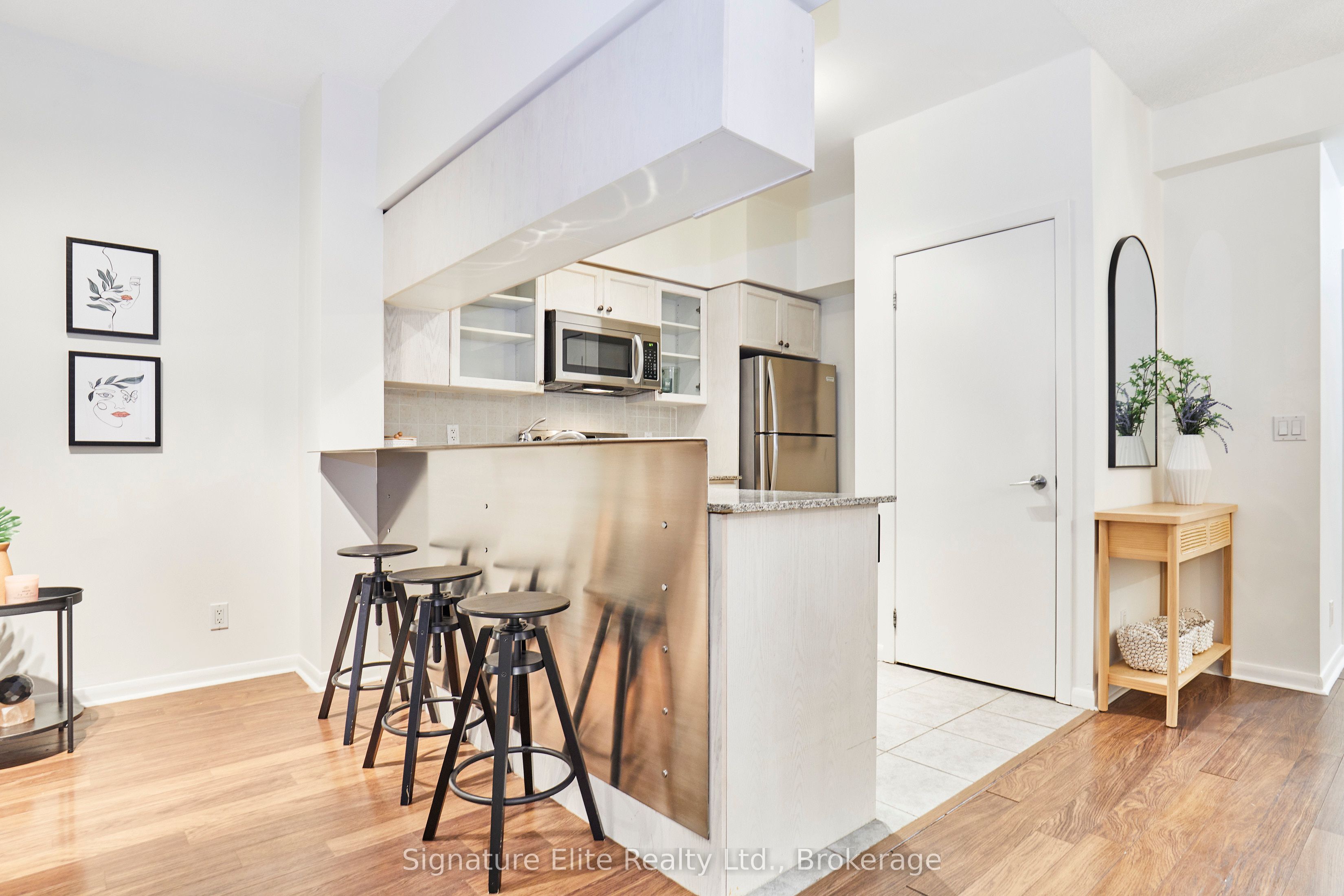 185 Legion Road N 1103 Property Photo 10