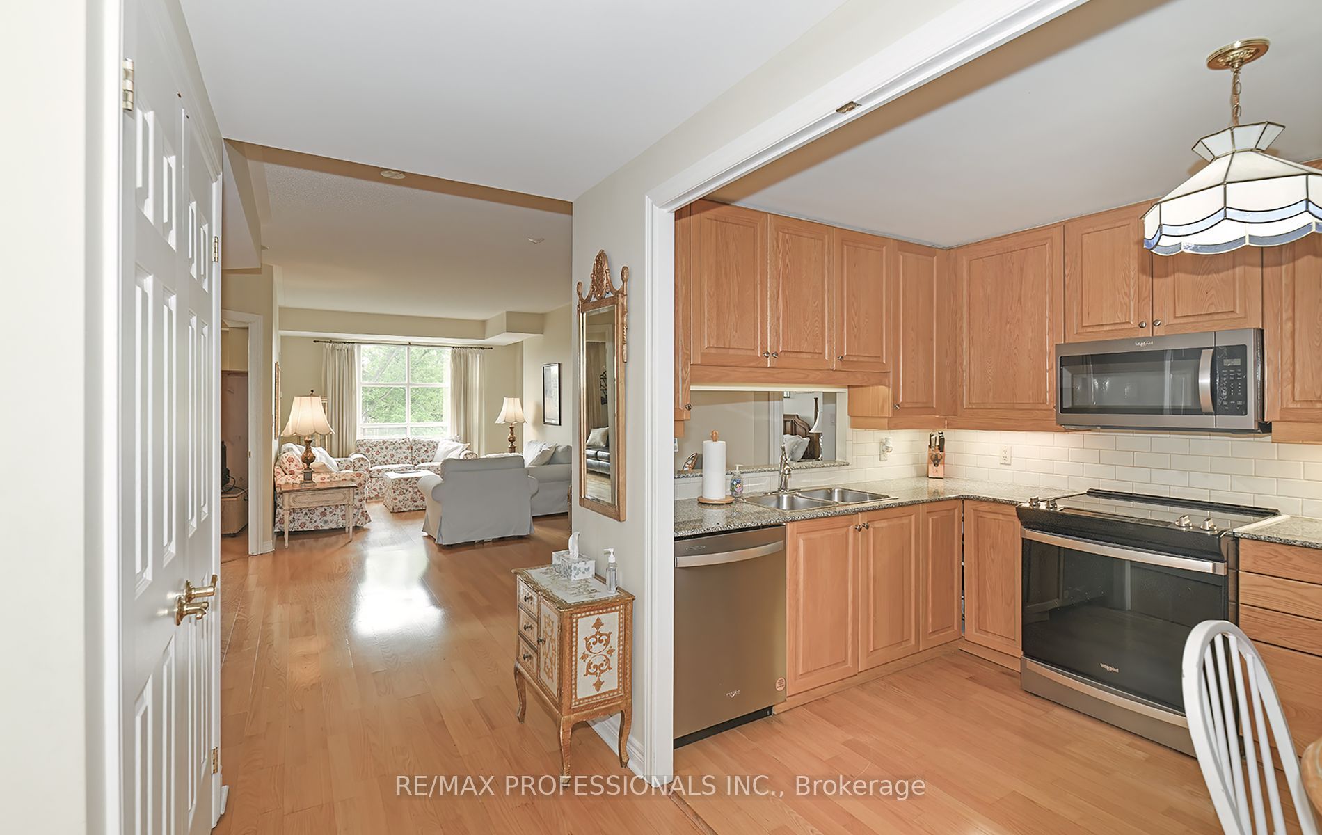 3085 Bloor Street W 504 Property Photo 13