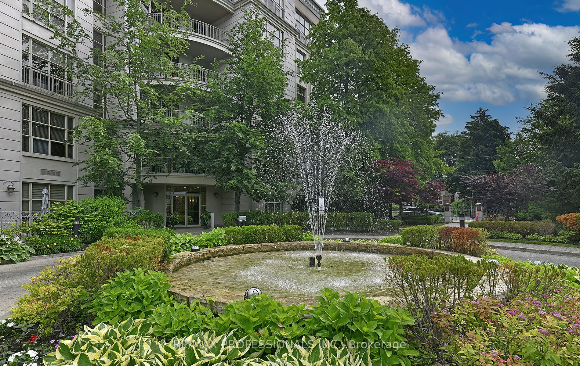 3085 Bloor Street W 504 Property Photo 25