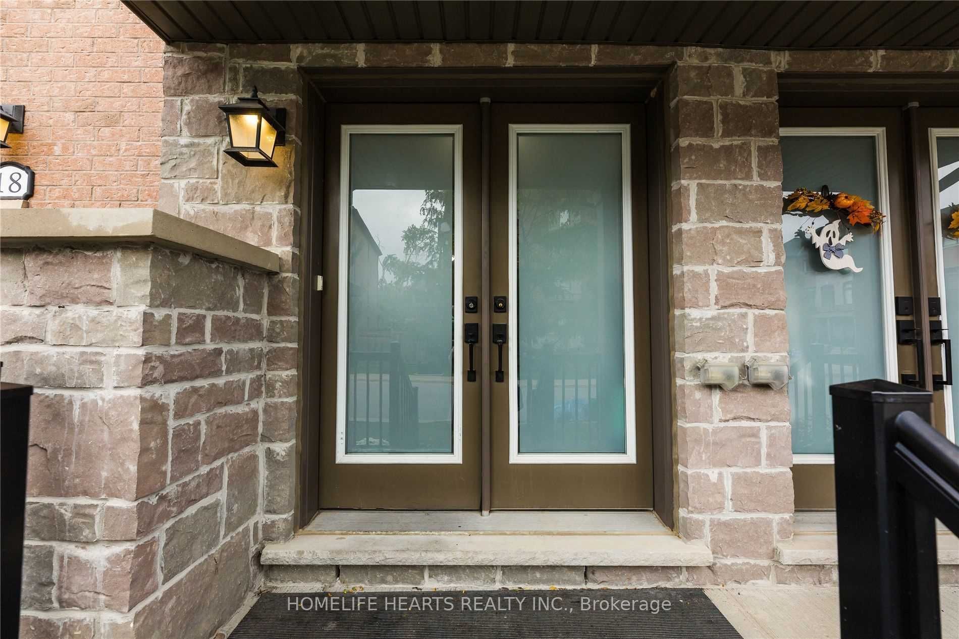 18 Whitehorn Lane Property Photo 3