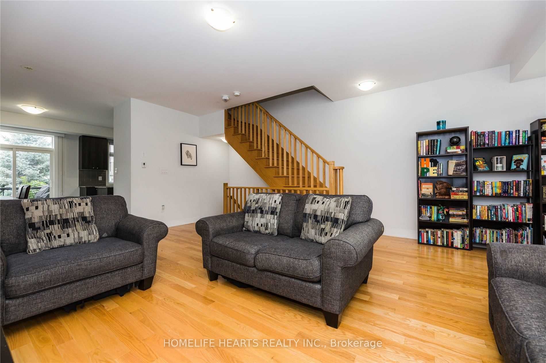 18 Whitehorn Lane Property Photo 11