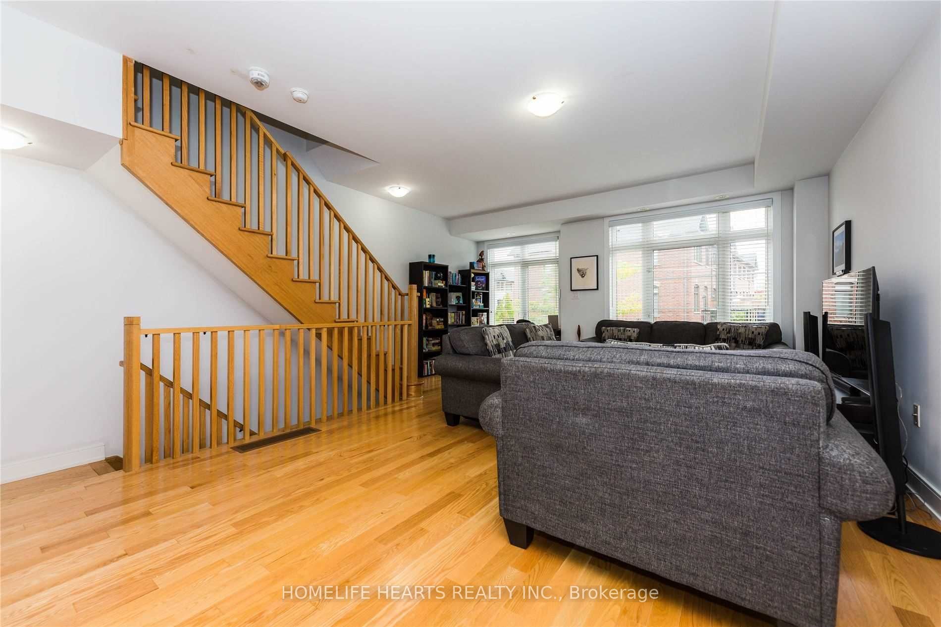 18 Whitehorn Lane Property Photo 12