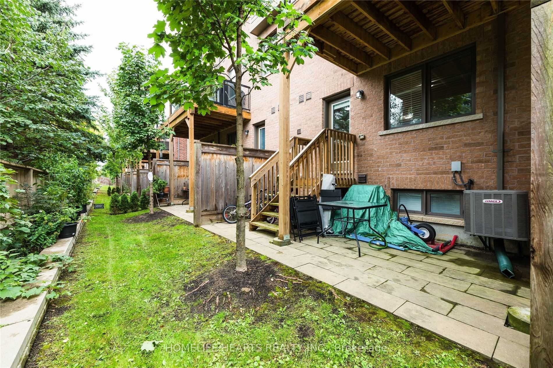 18 Whitehorn Lane Property Photo 29