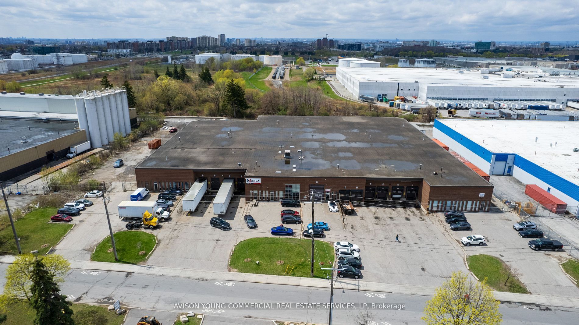 400 Flint Road Property Photo 1