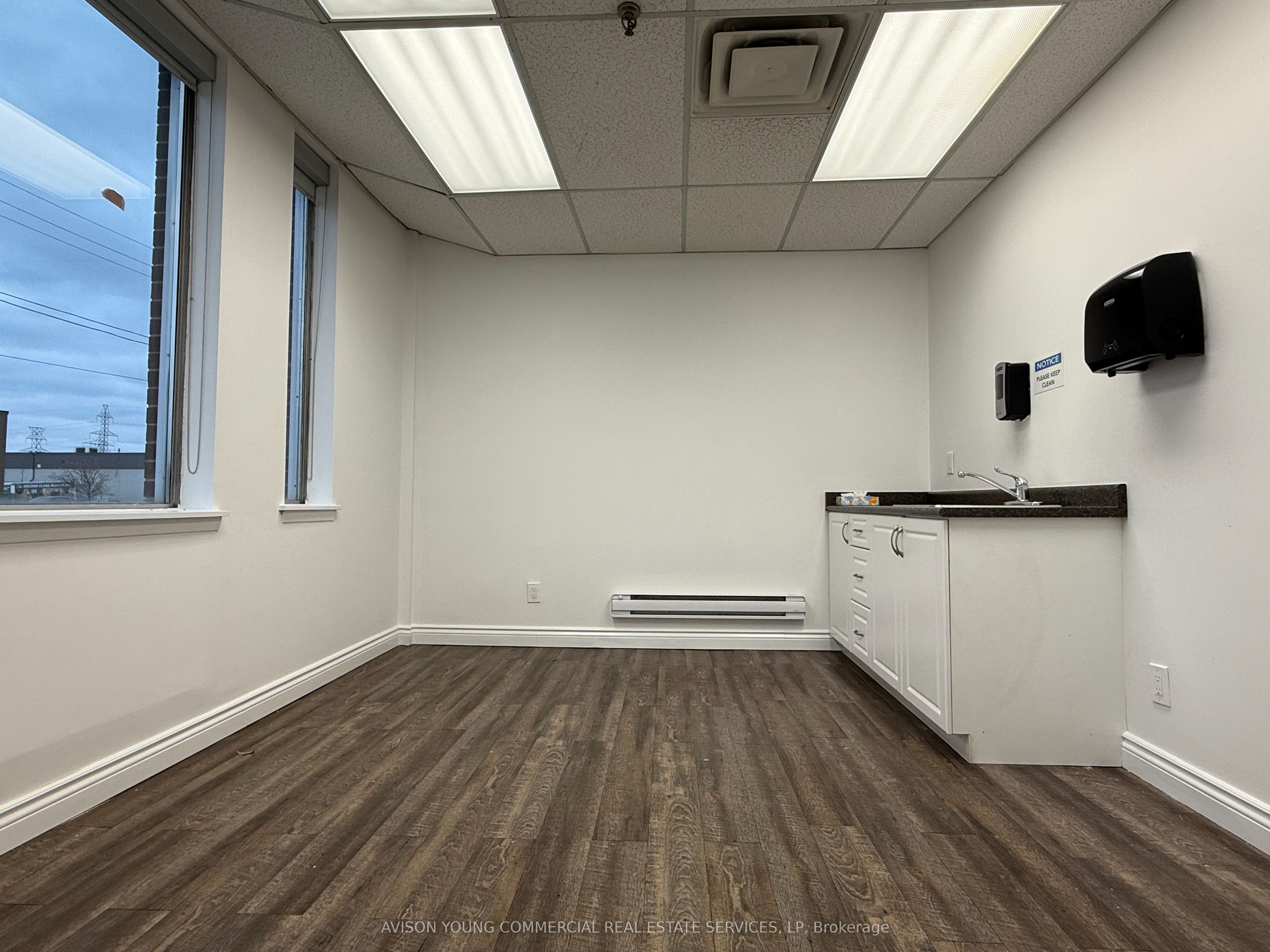 400 Flint Road Property Photo 8