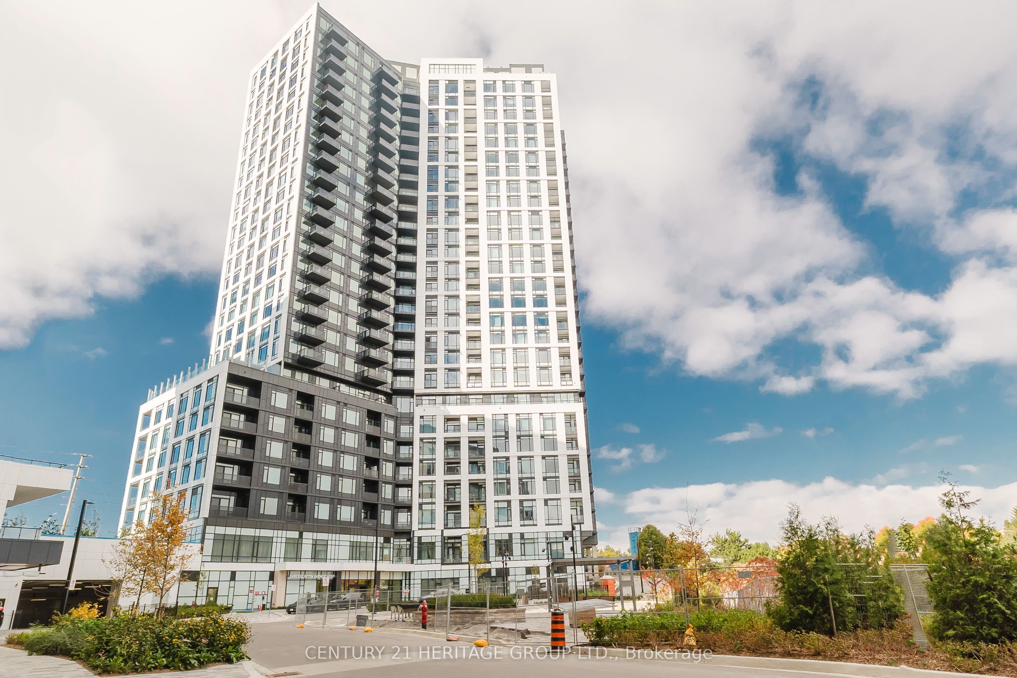 2495 Eglinton Ave W Property Photo 1