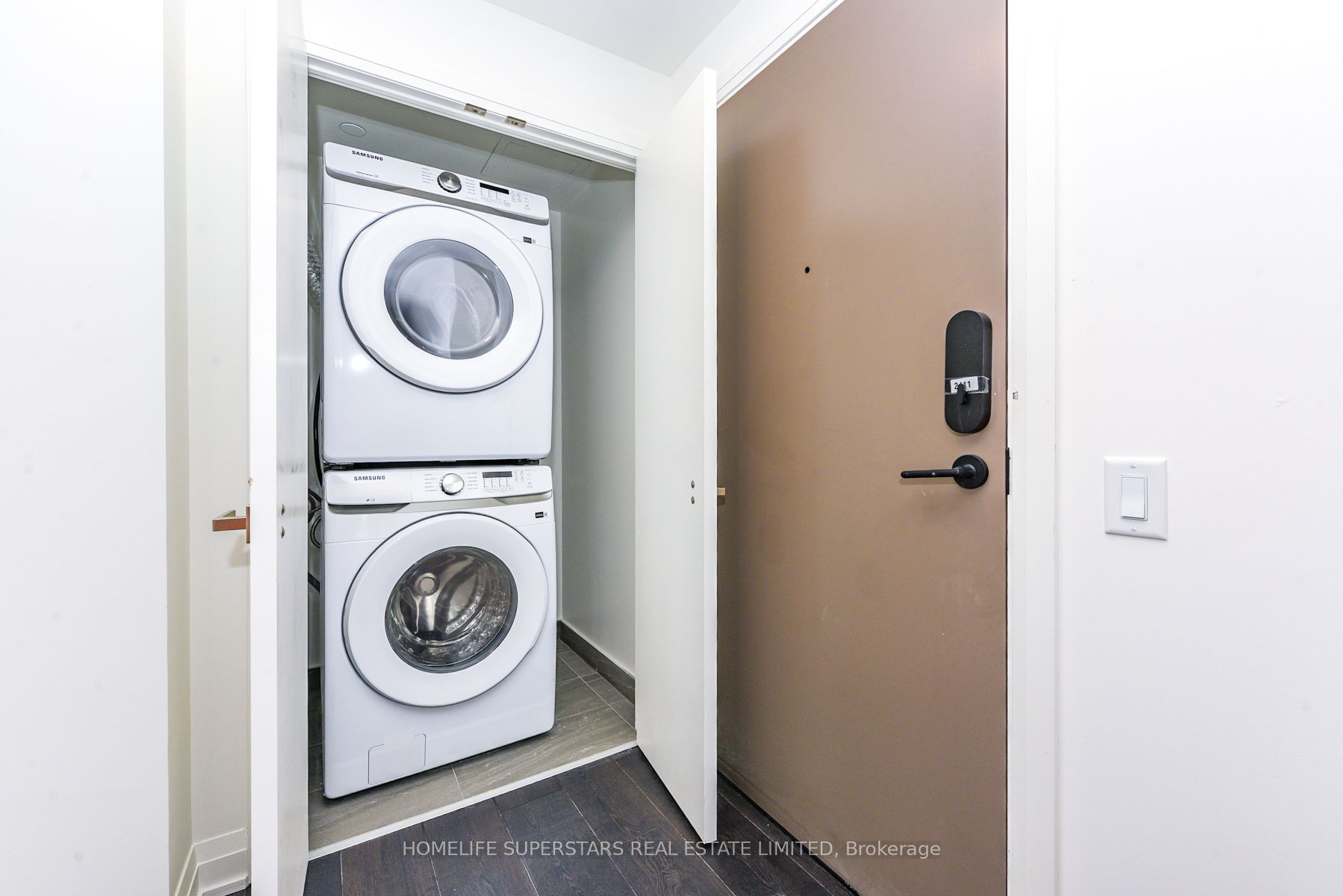 4015 The Exchange Property Photo 1