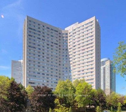 3700 Kaneff Cres Property Photo 1