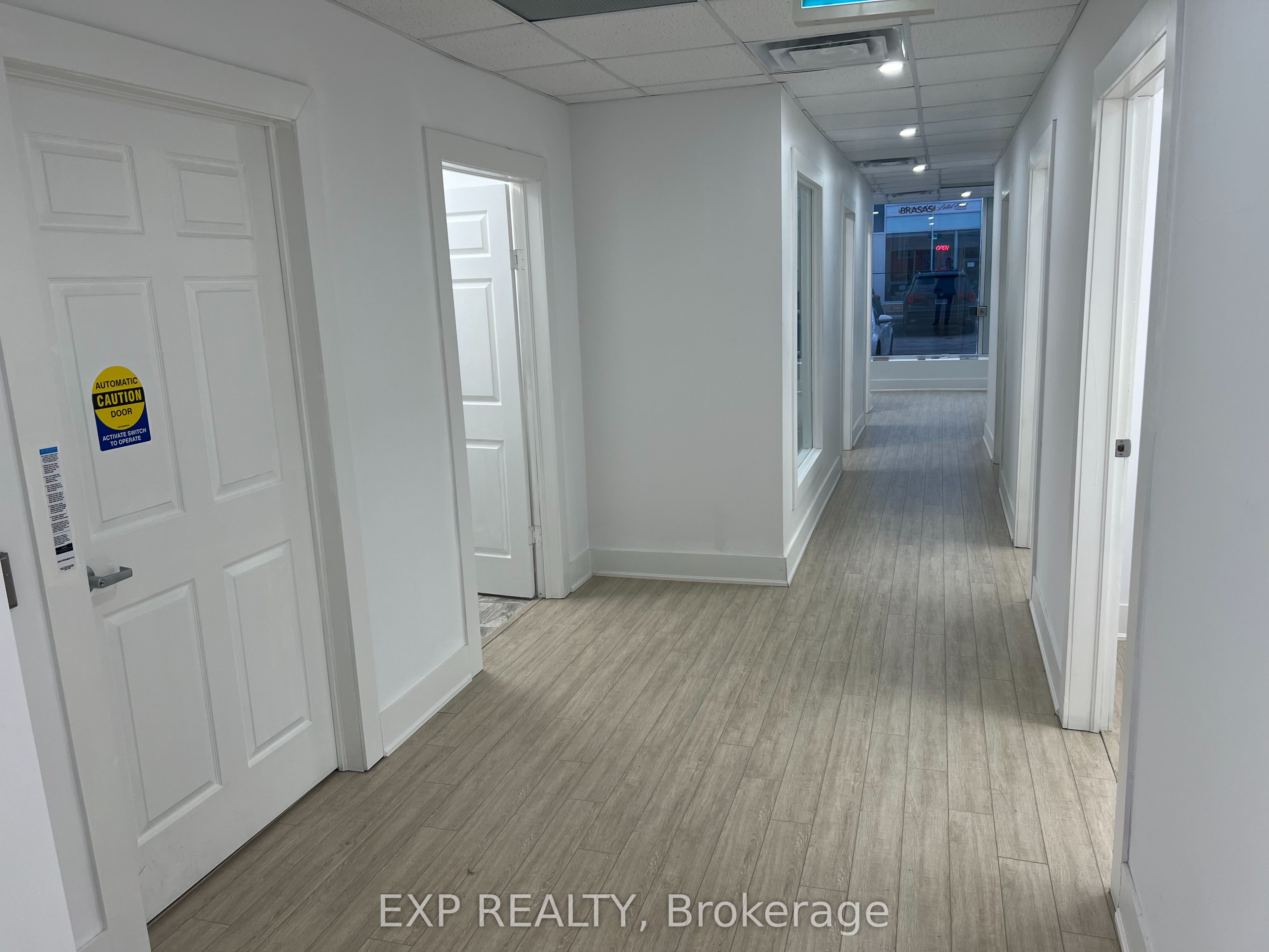 1185 Queensway Avenue E 3 Property Photo 18
