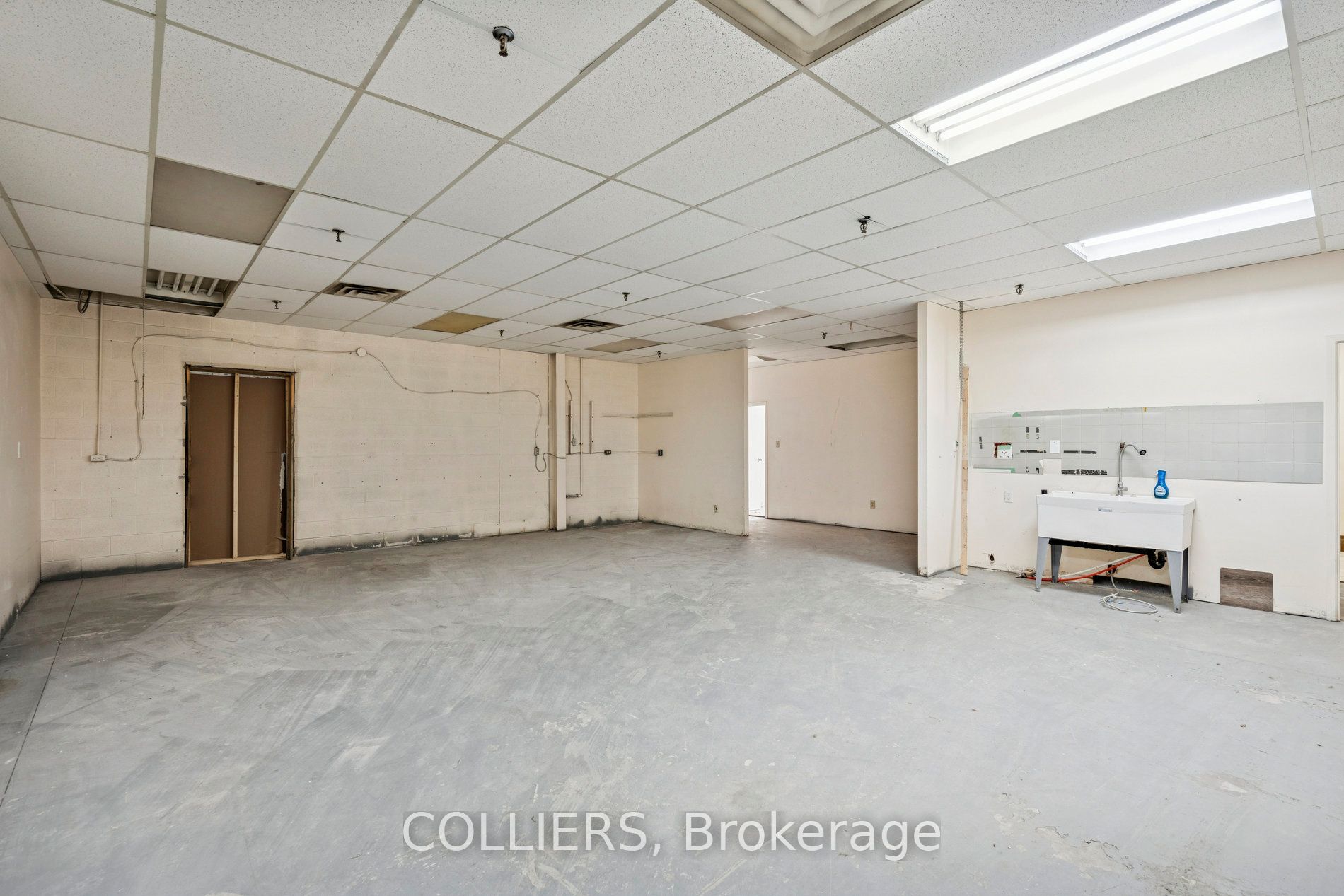 1235 Shawson Drive 11b Property Photo 8
