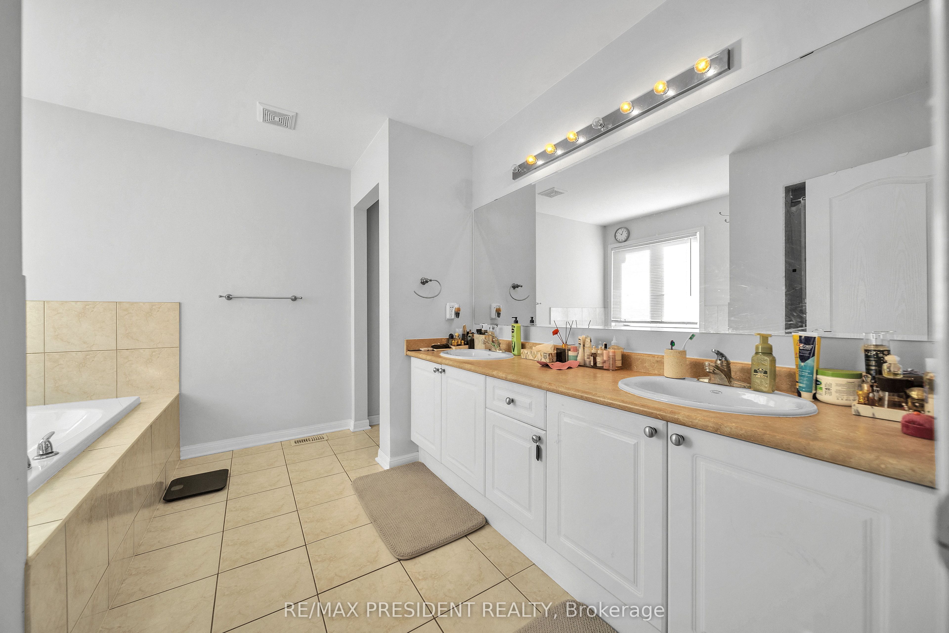 342 Panhellenic Drive Property Photo 37