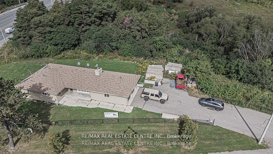 3024 Countryside Drive Property Photo 6