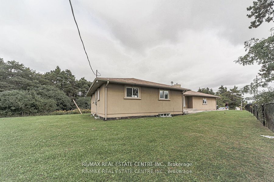 3024 Countryside Drive Property Photo 9