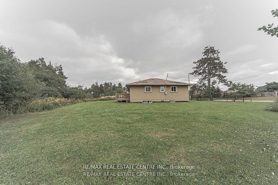 3024 Countryside Drive Property Photo 11