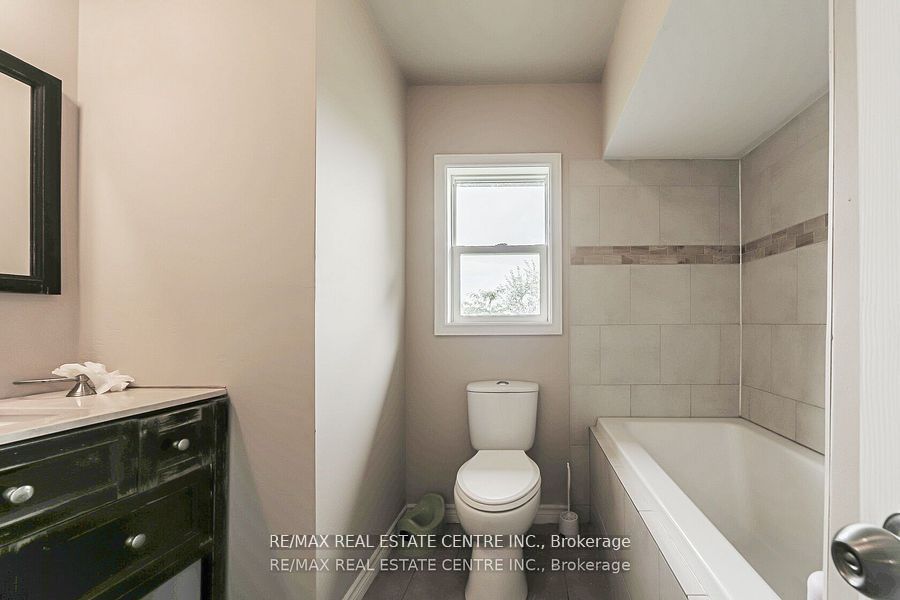 3024 Countryside Drive Property Photo 21