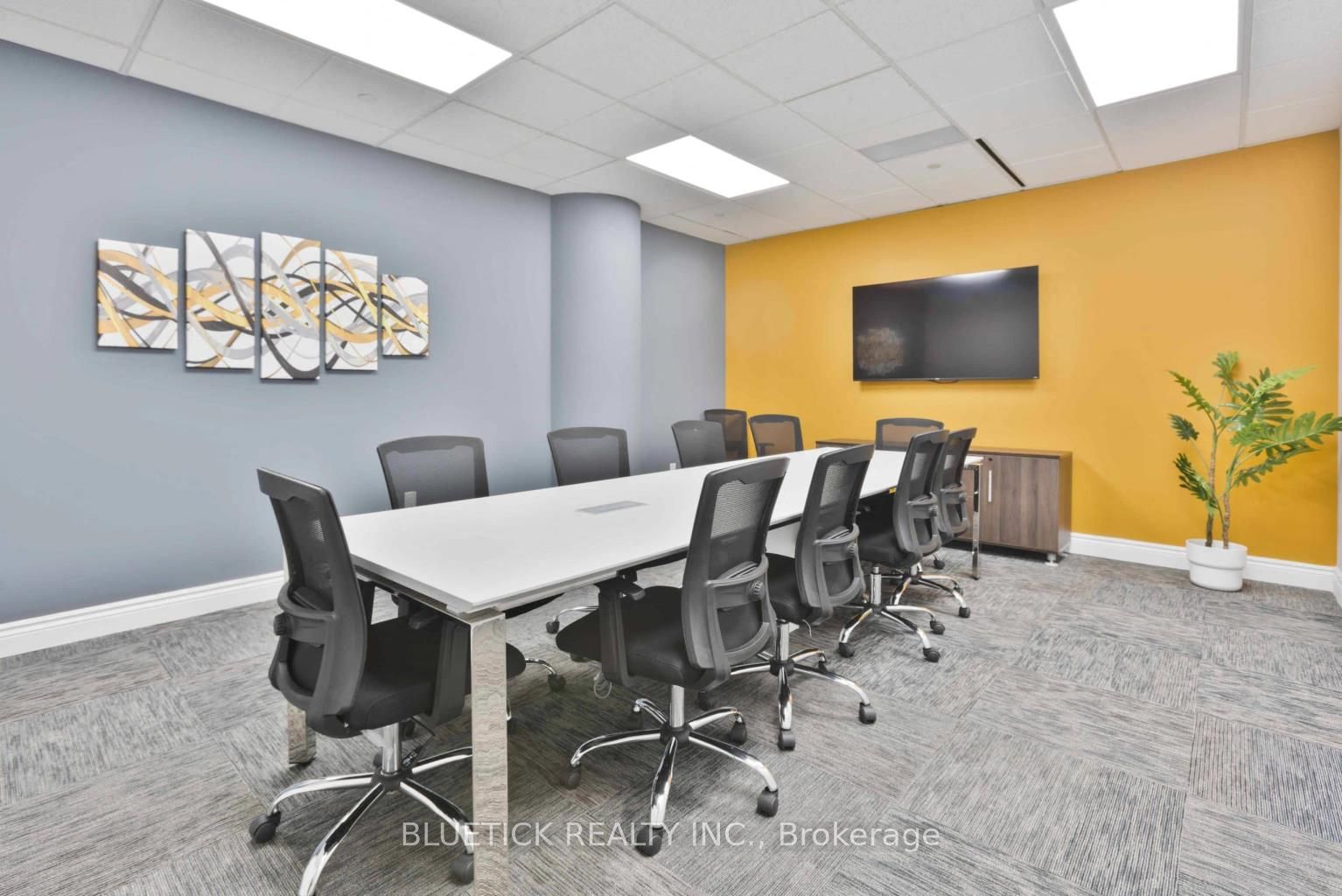 5500 North Service Road 300-23 Property Photo 5