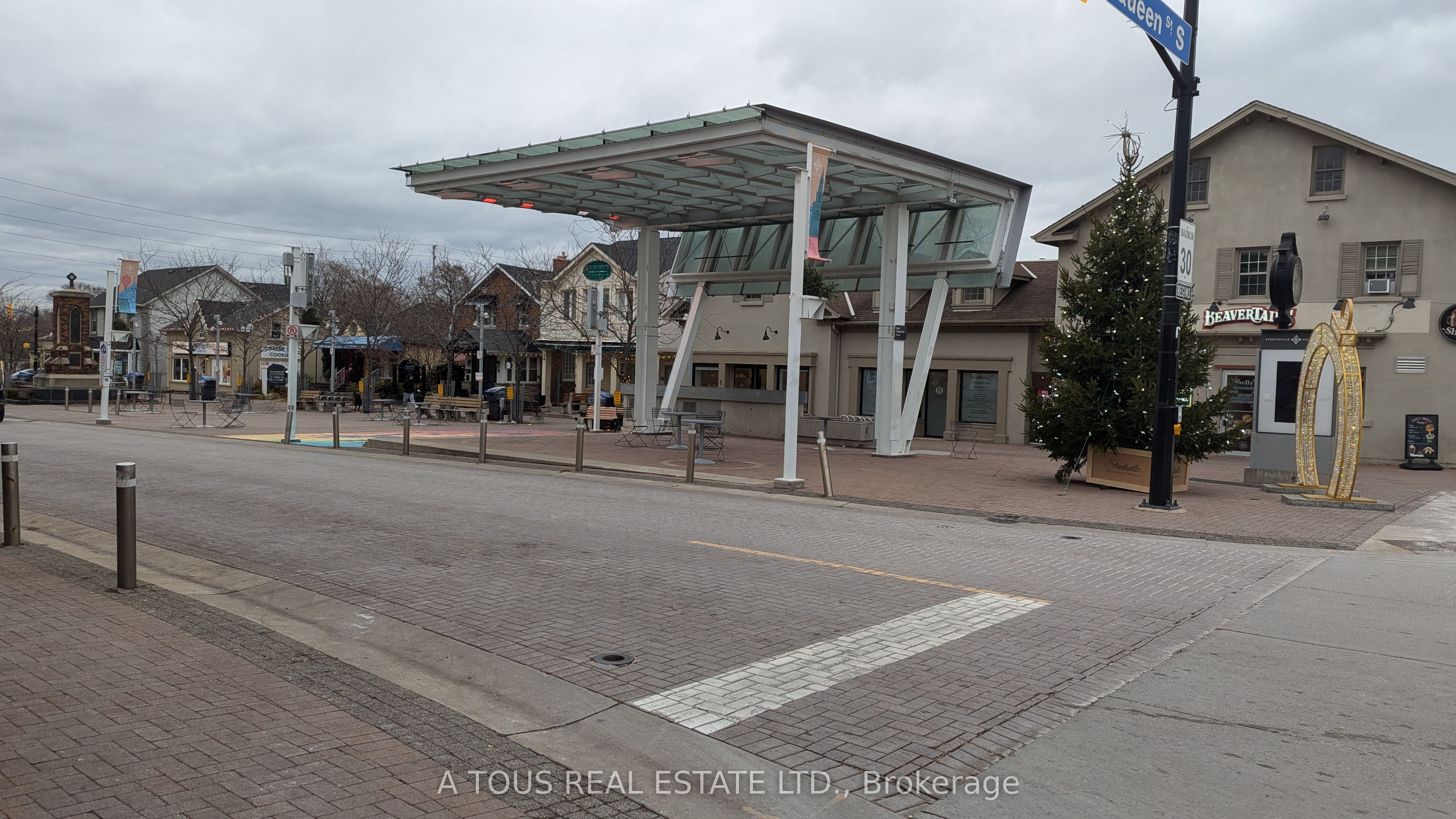 205 Queen Street S Property Photo 19