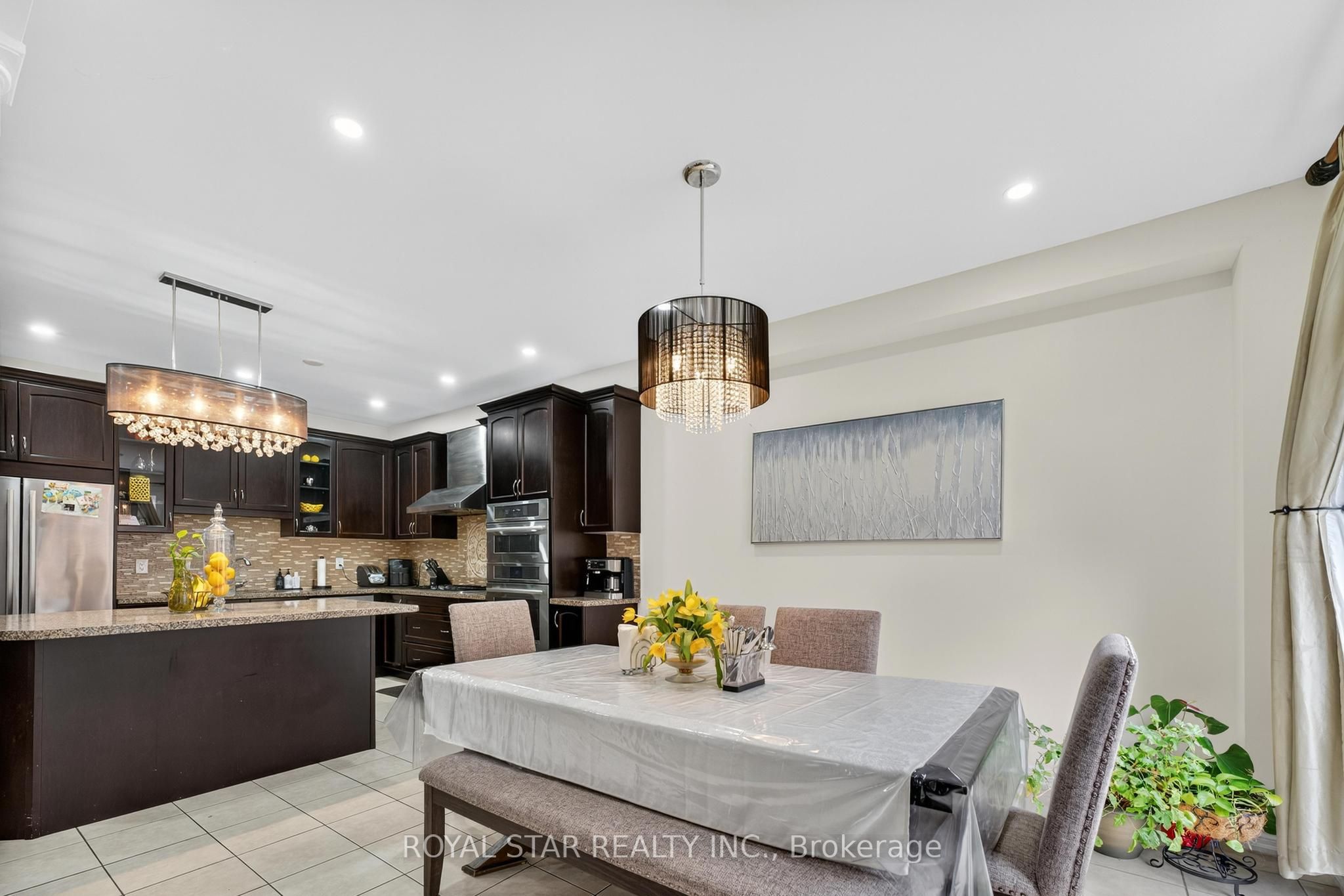 61 Aldersgate Drive Property Photo 19