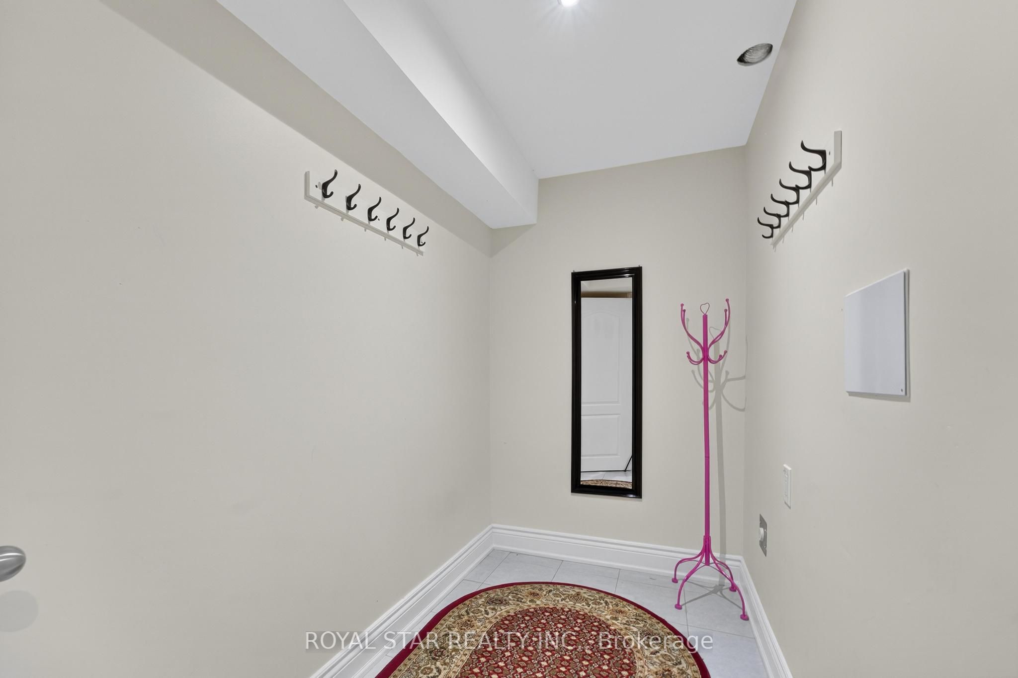 61 Aldersgate Drive Property Photo 29