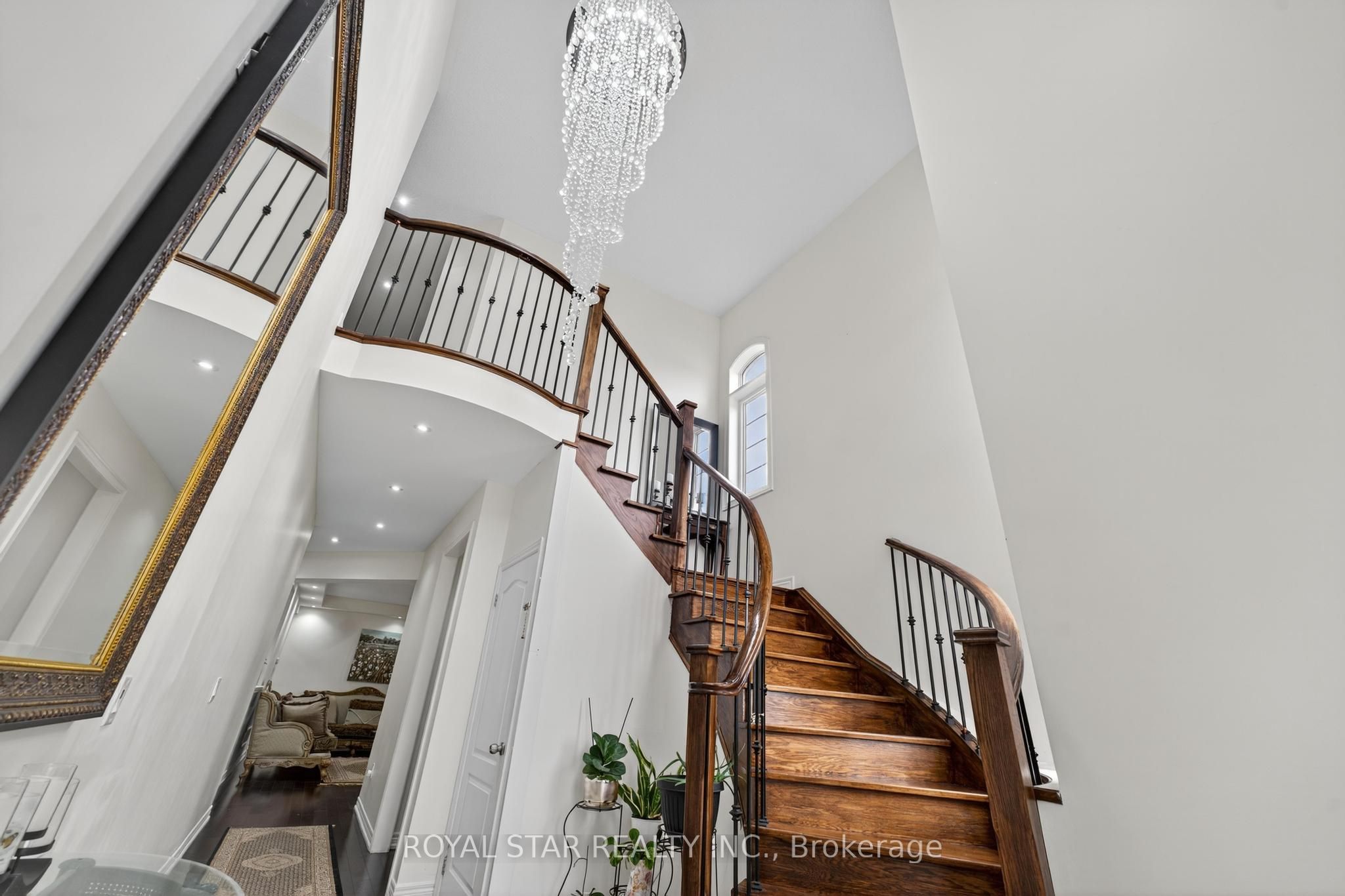 61 Aldersgate Drive Property Photo 36