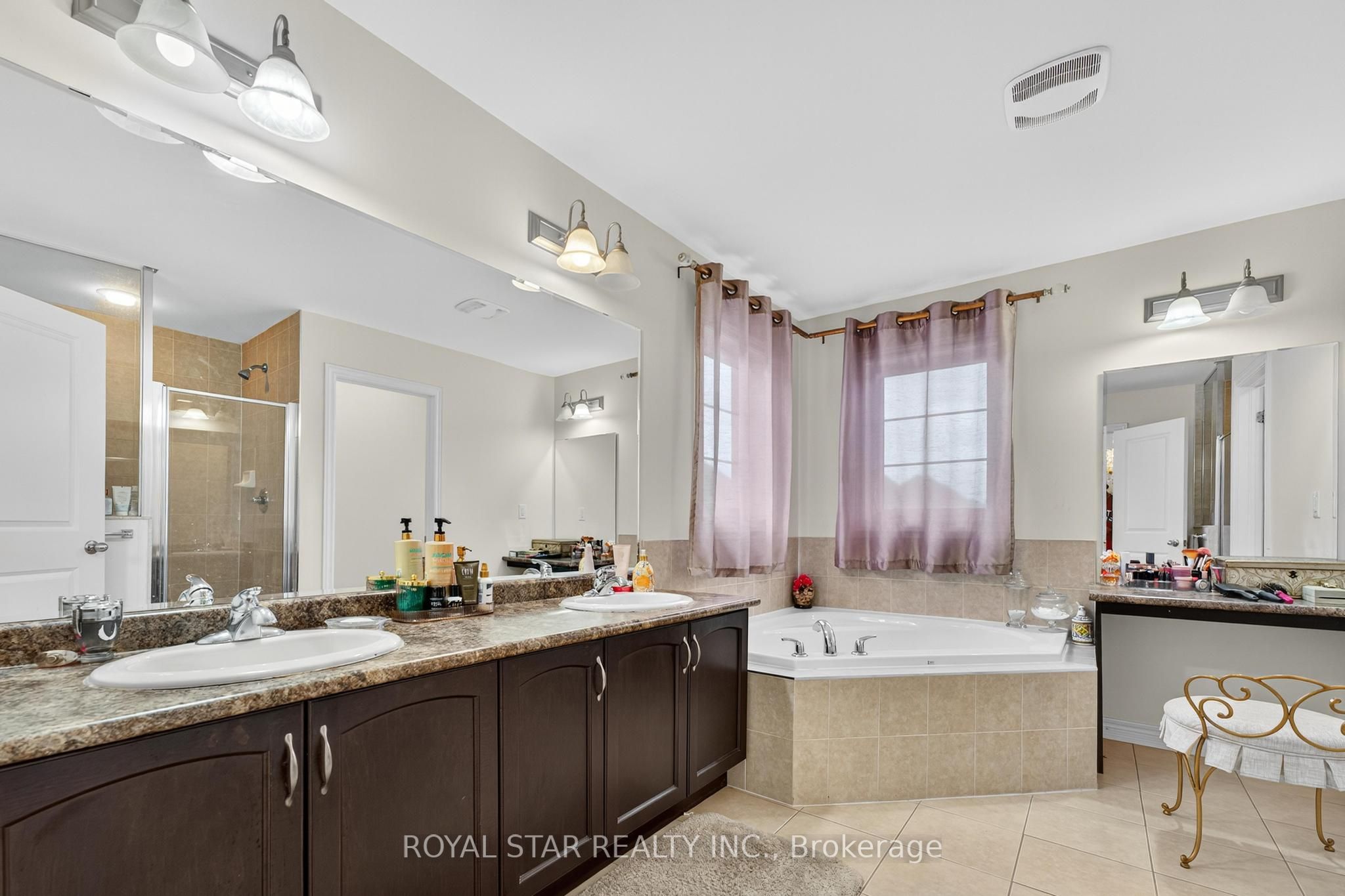 61 Aldersgate Drive Property Photo 46