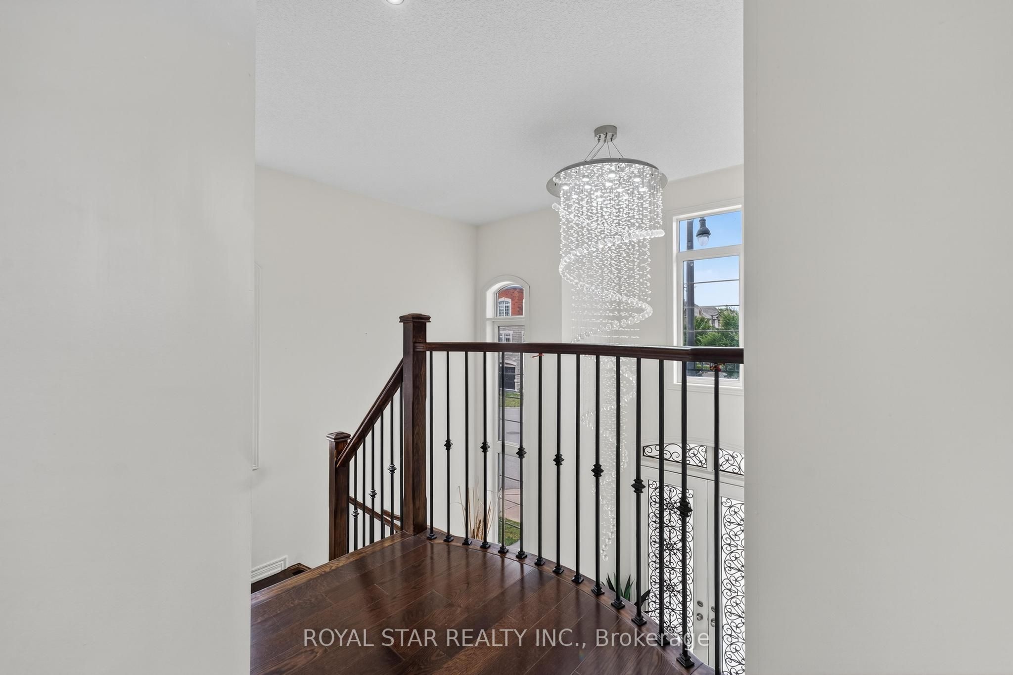 61 Aldersgate Drive Property Photo 48