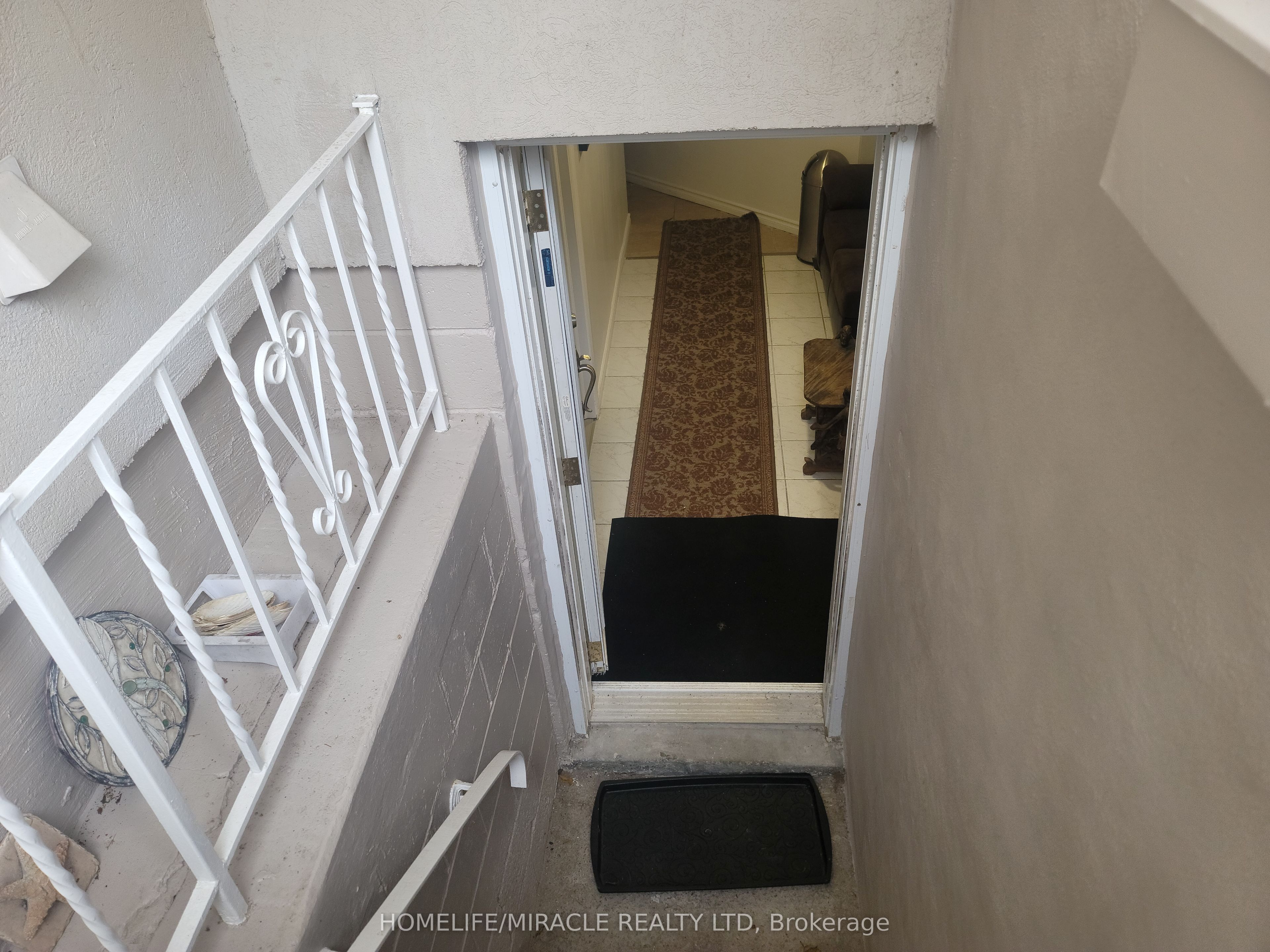 1252 Hillhurst Road Basement Property Photo 1