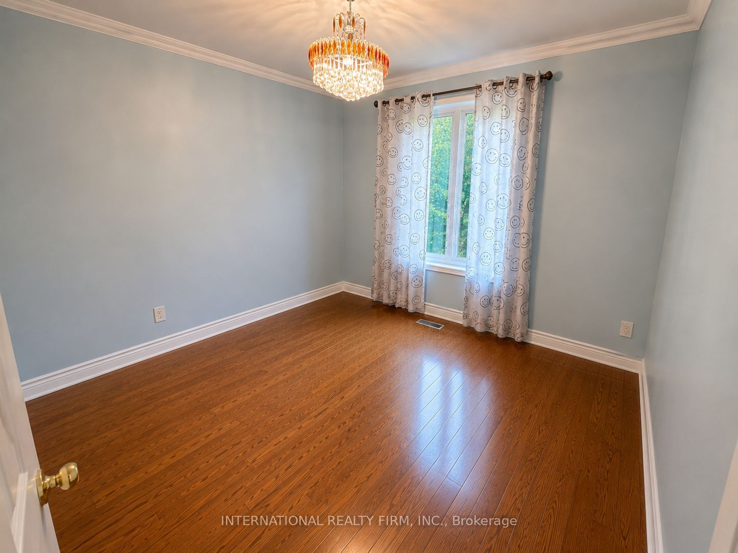 2910 Oka Road Property Photo 6