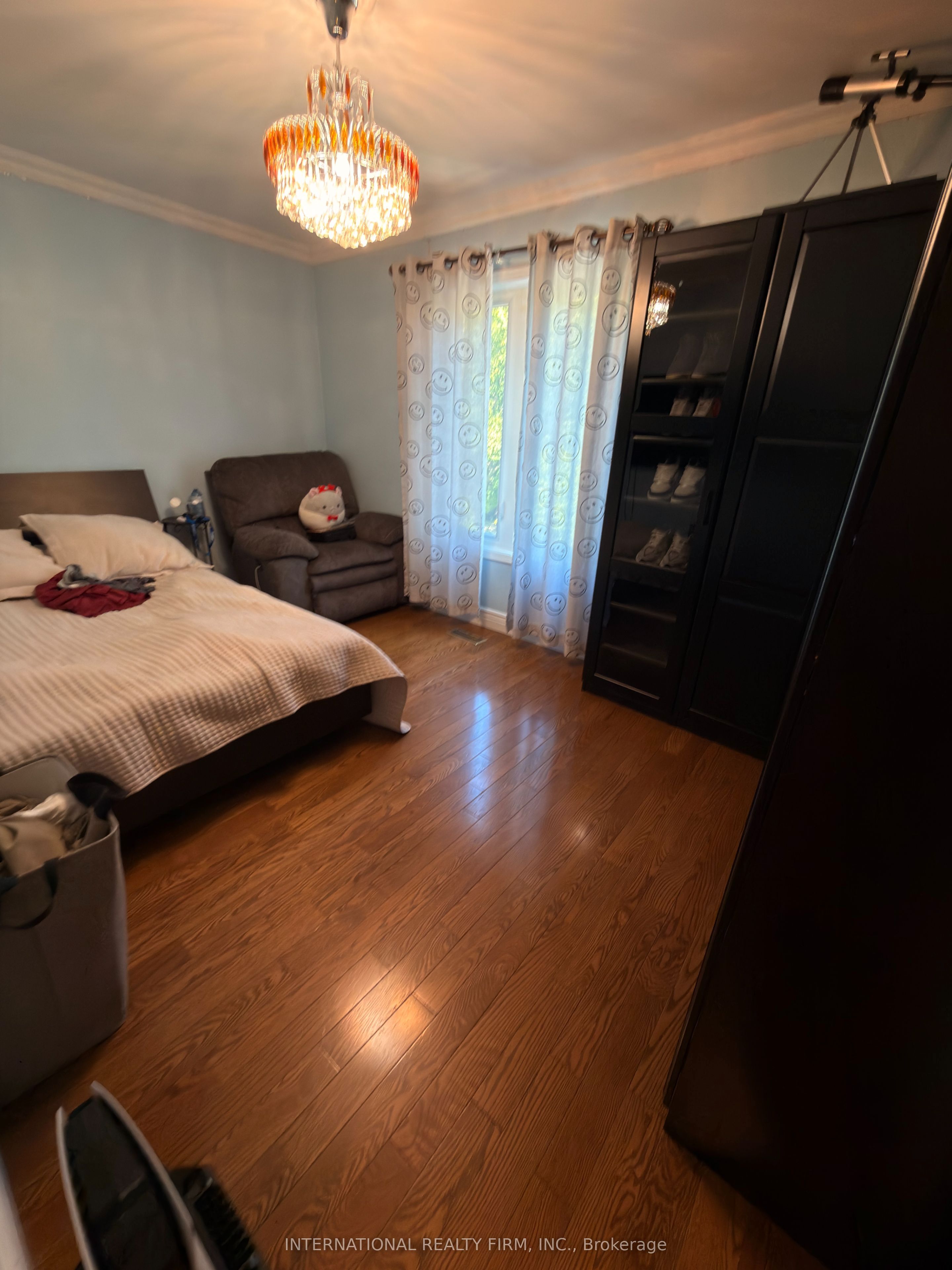 2910 Oka Road Property Photo 11
