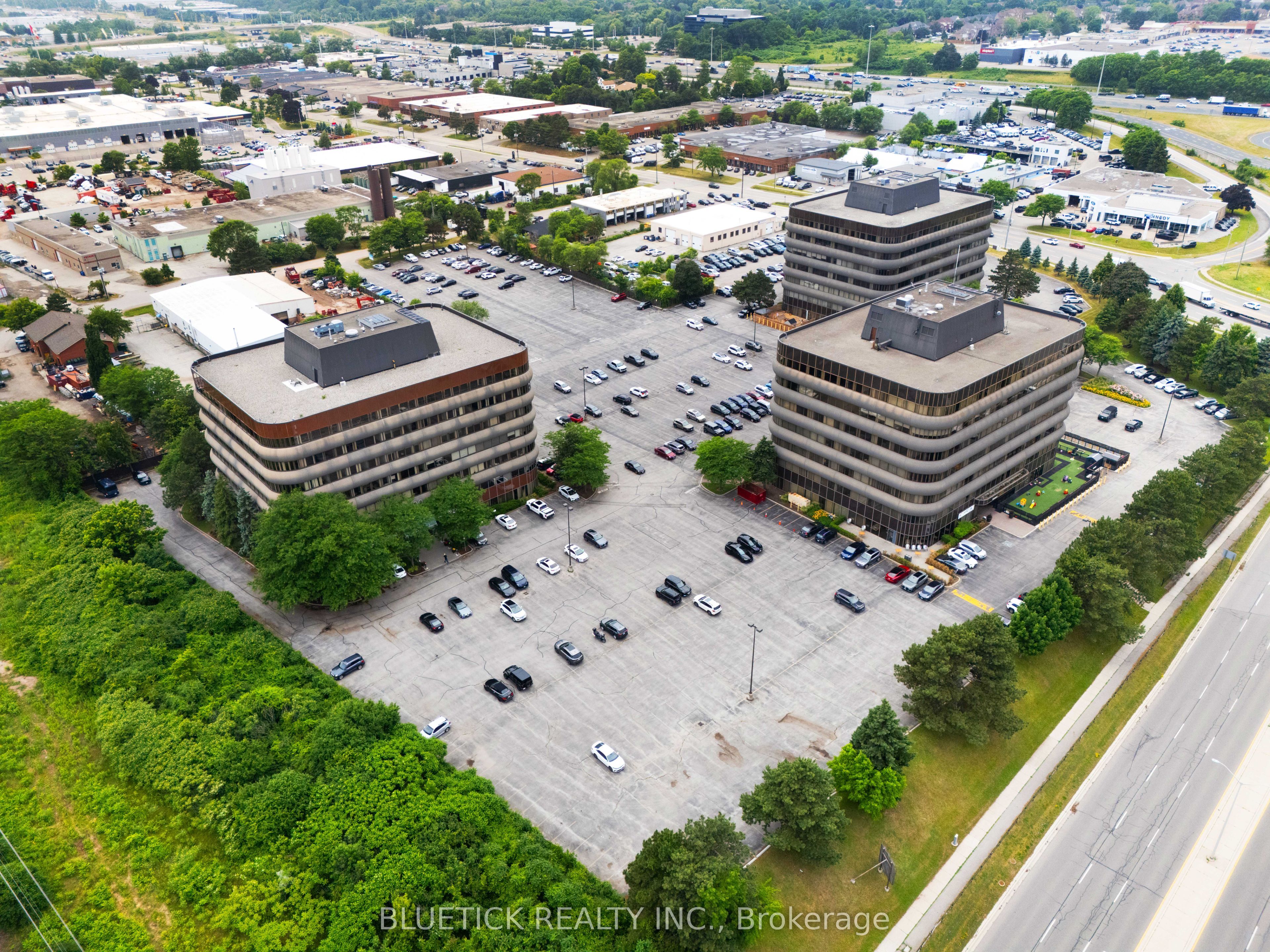 710 Dorval Drive 600-2 Property Photo 8