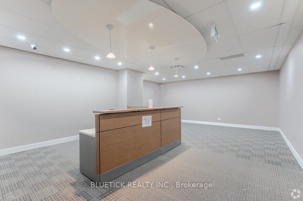 710 Dorval Drive 600-2 Property Photo 11