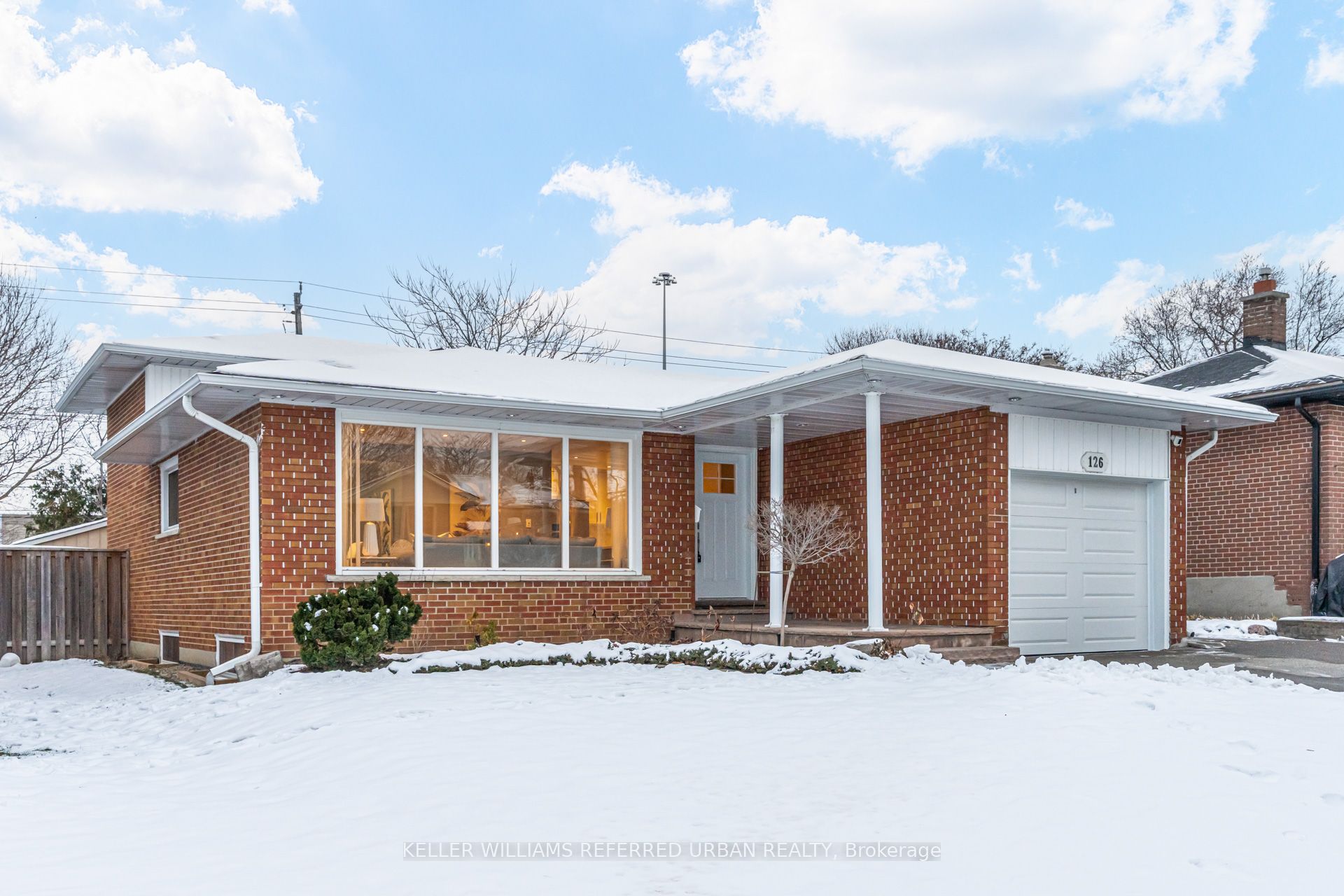 126 Beaver Bend Crescent Property Photo 1