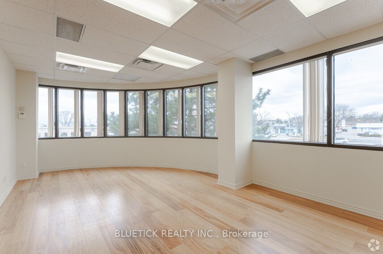 710 Dorval Drive 600-27 Property Photo 24