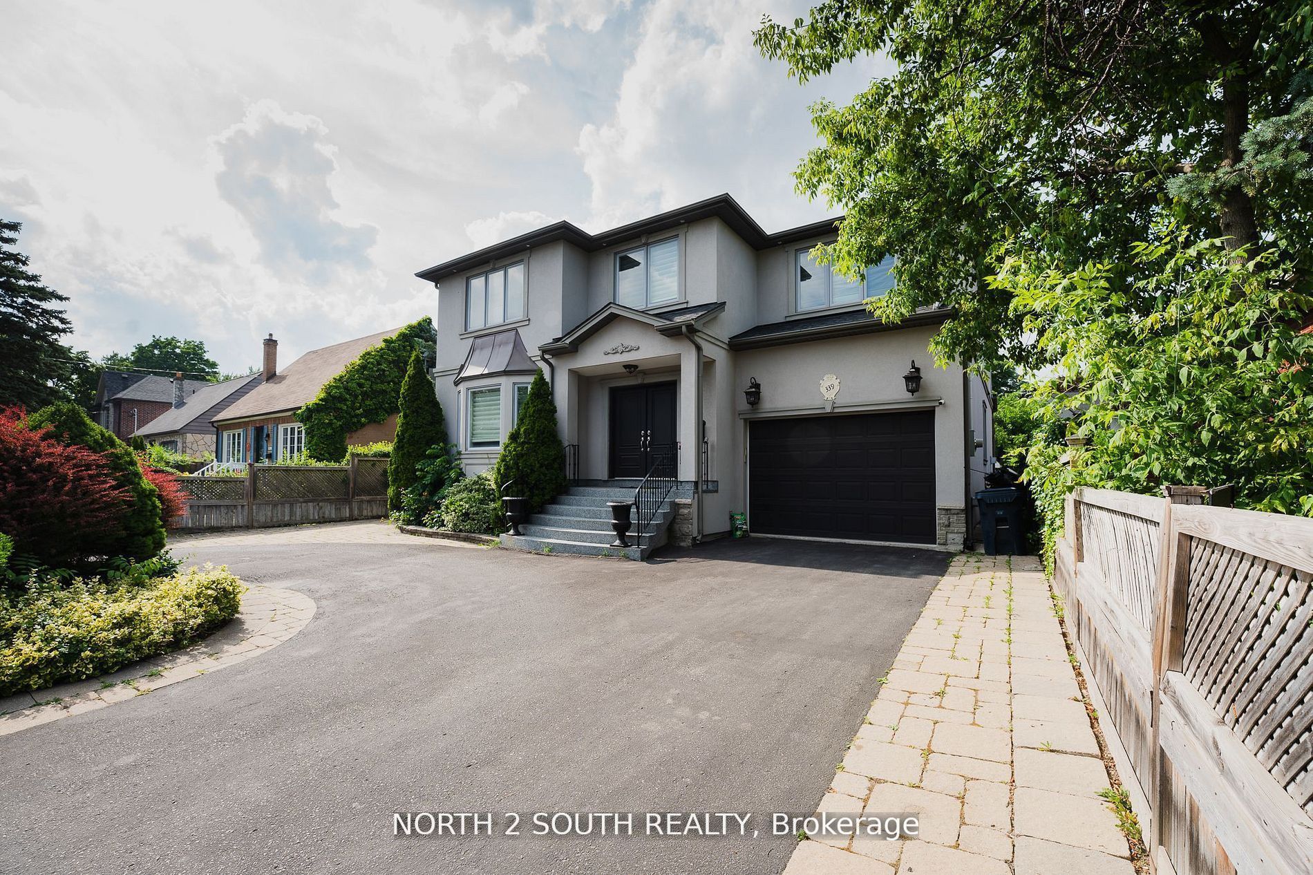 339 Burnhamthorpe Road Property Photo 1