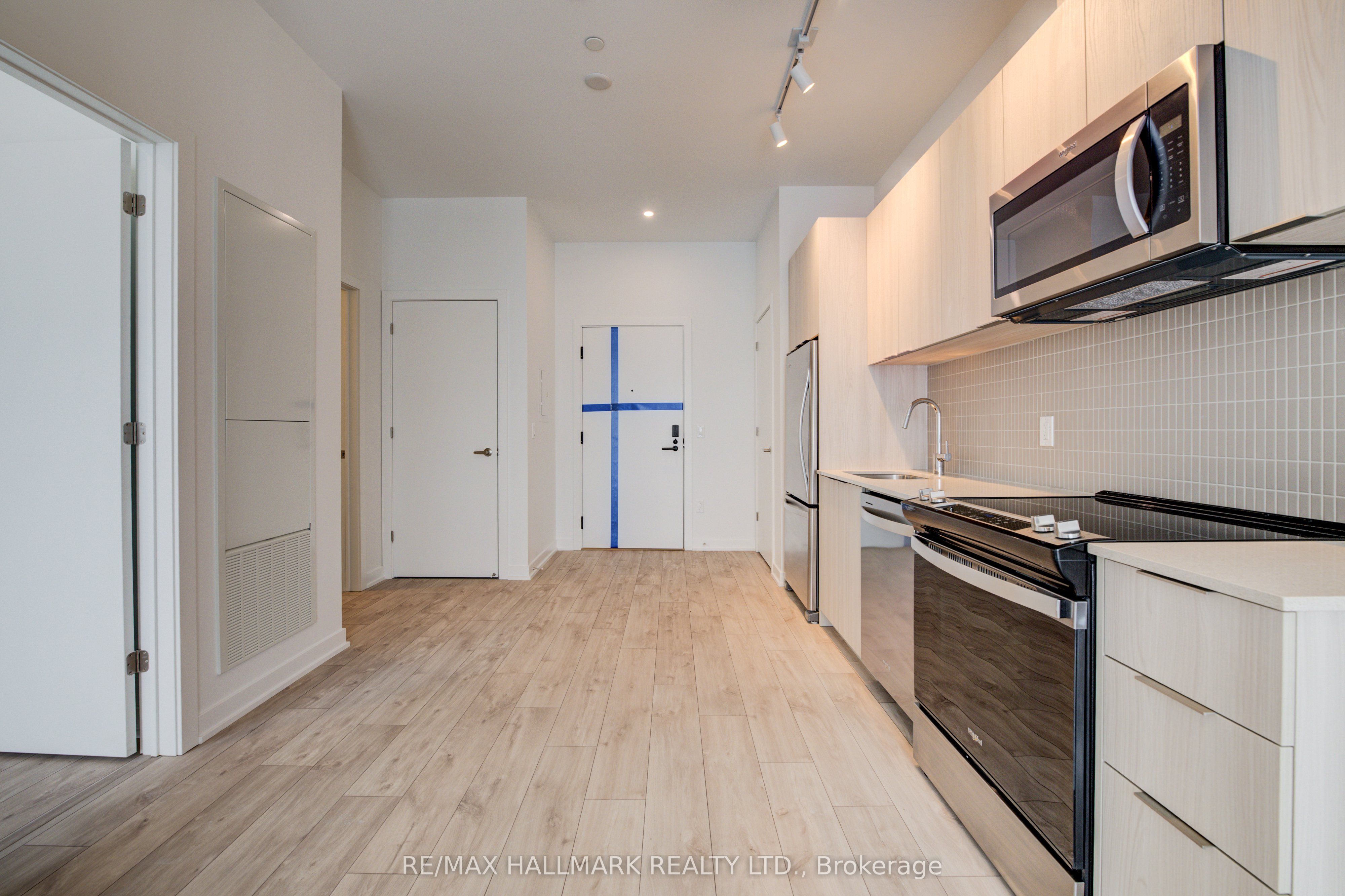 720 Whitlock Avenue Property Photo 6