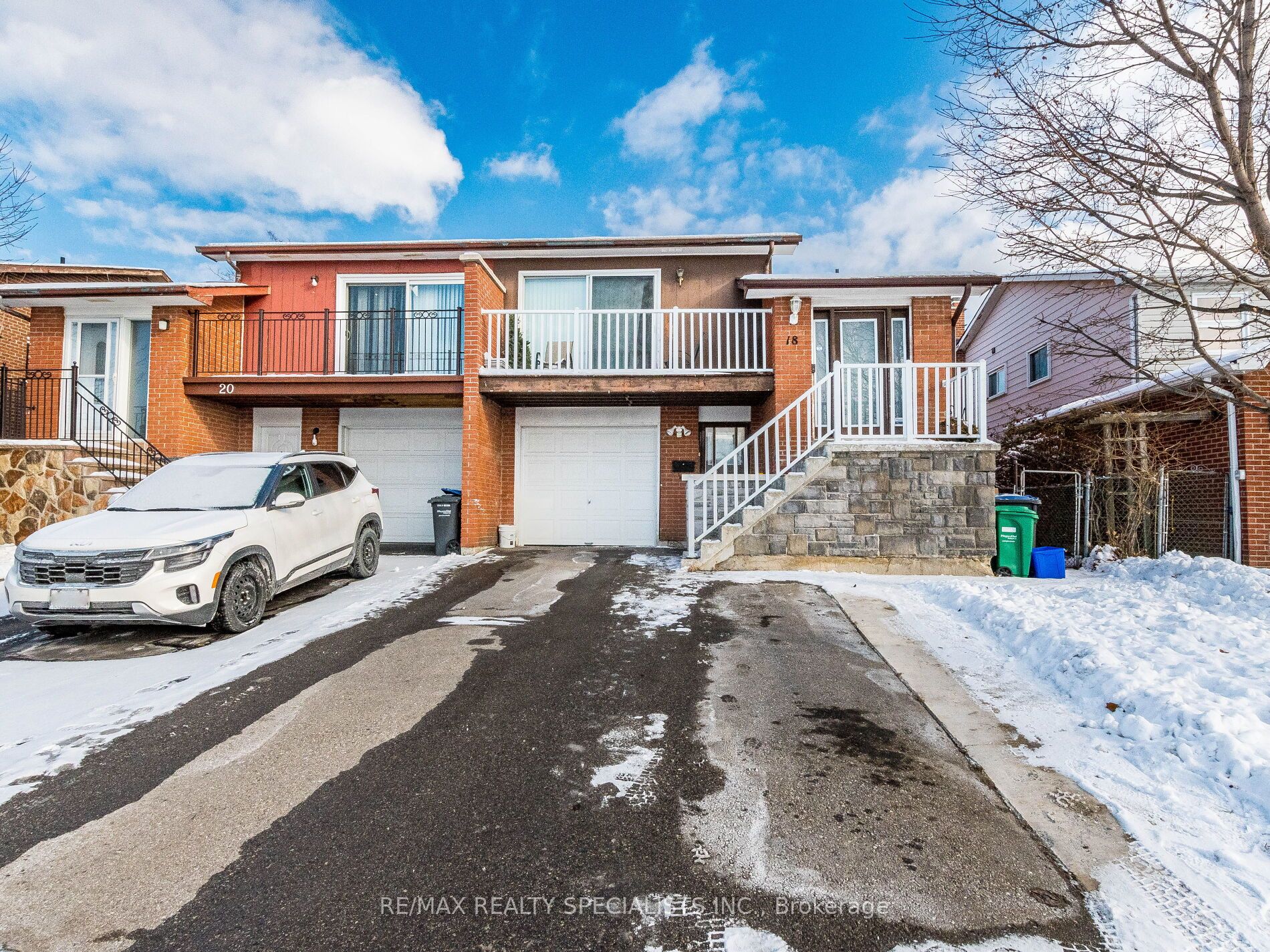 18 Ashford Ct