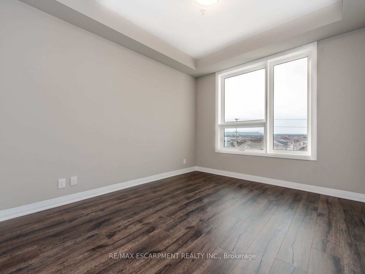 1105 Leger Way Property Photo 8