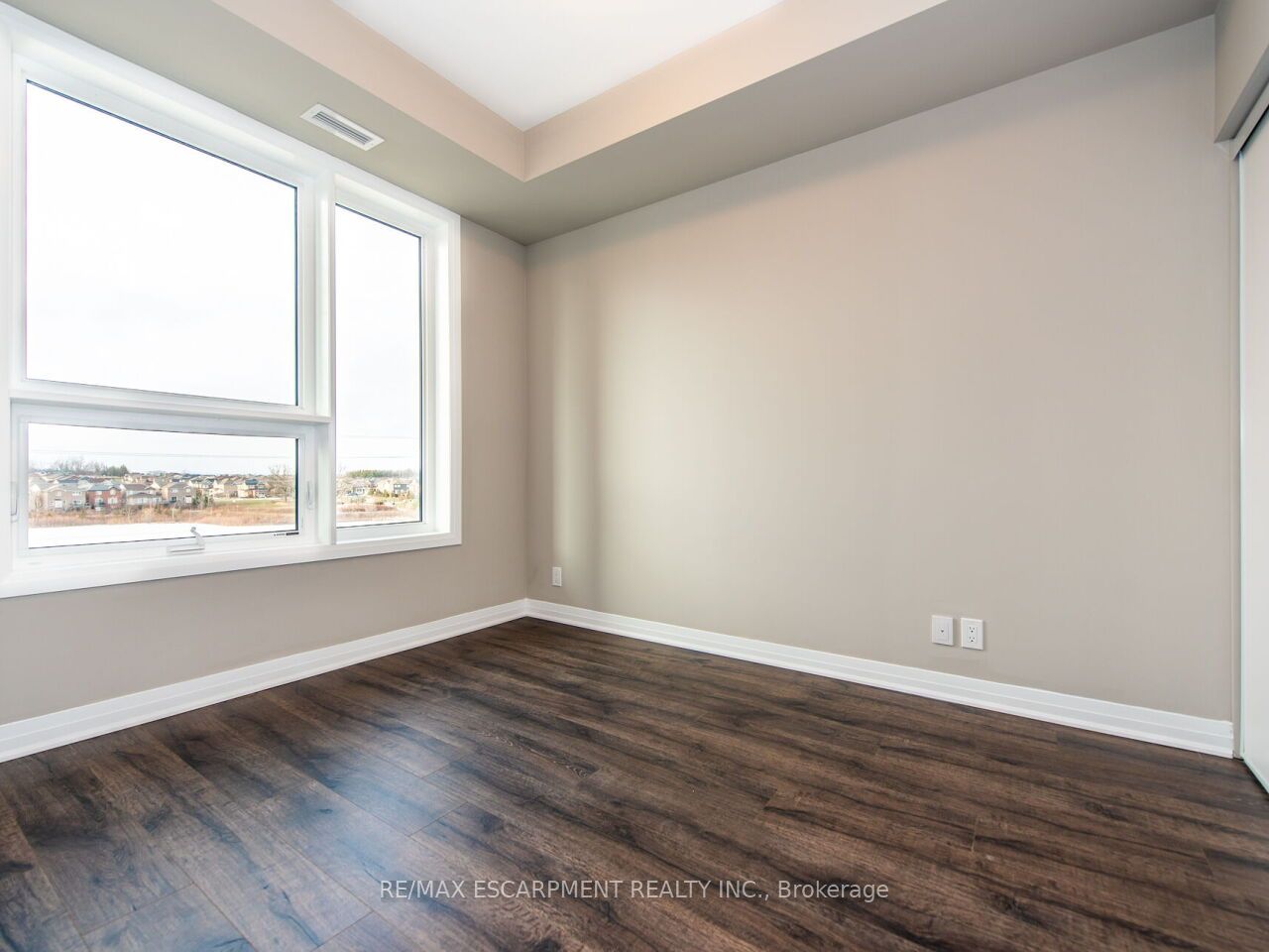 1105 Leger Way Property Photo 10