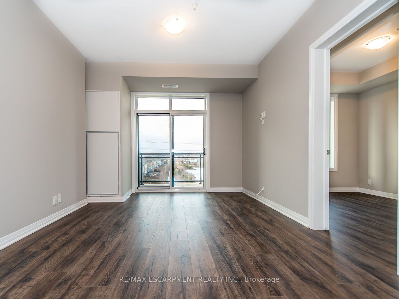 1105 Leger Way Property Photo 20