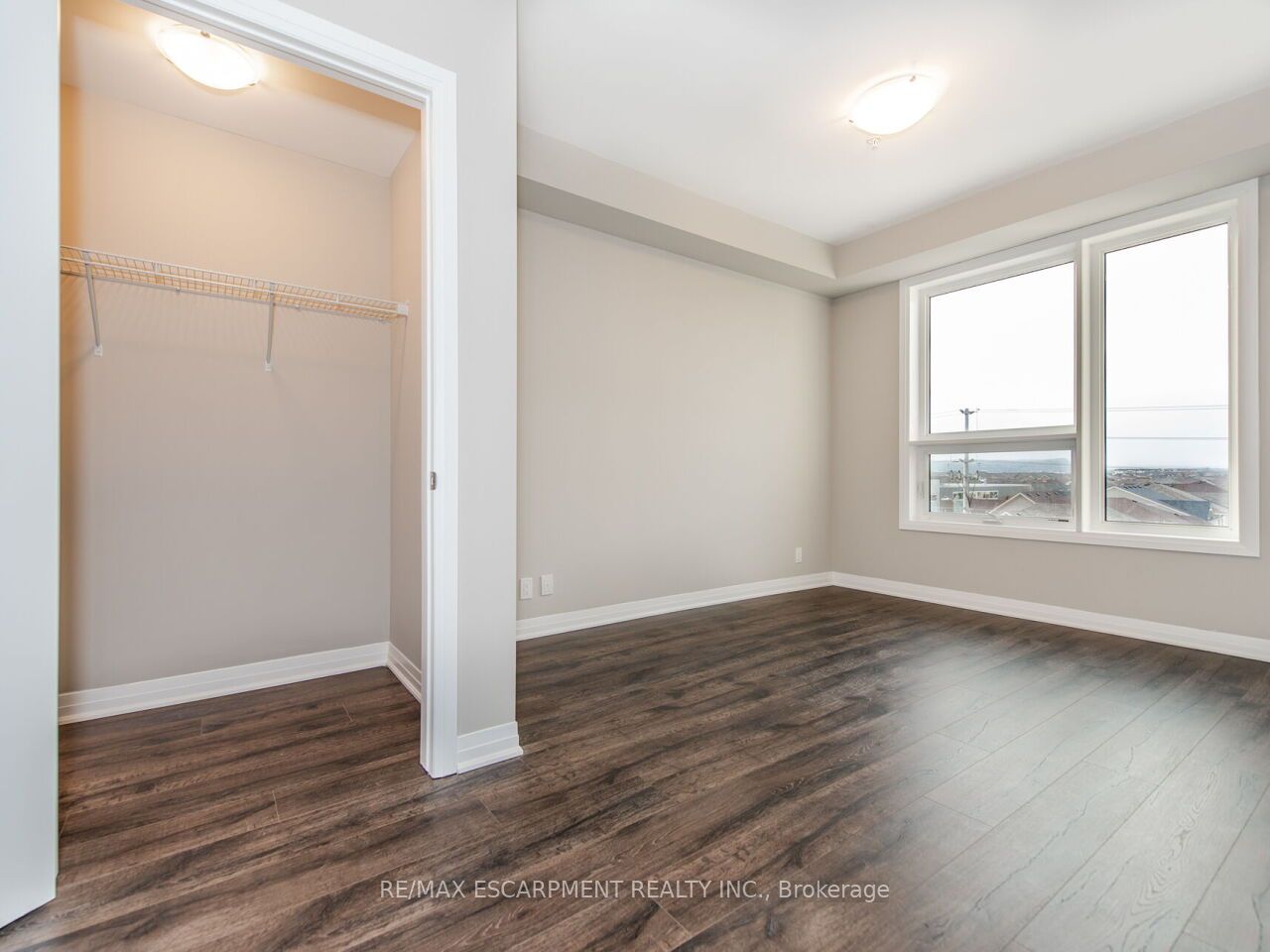 1105 Leger Way Property Photo 21