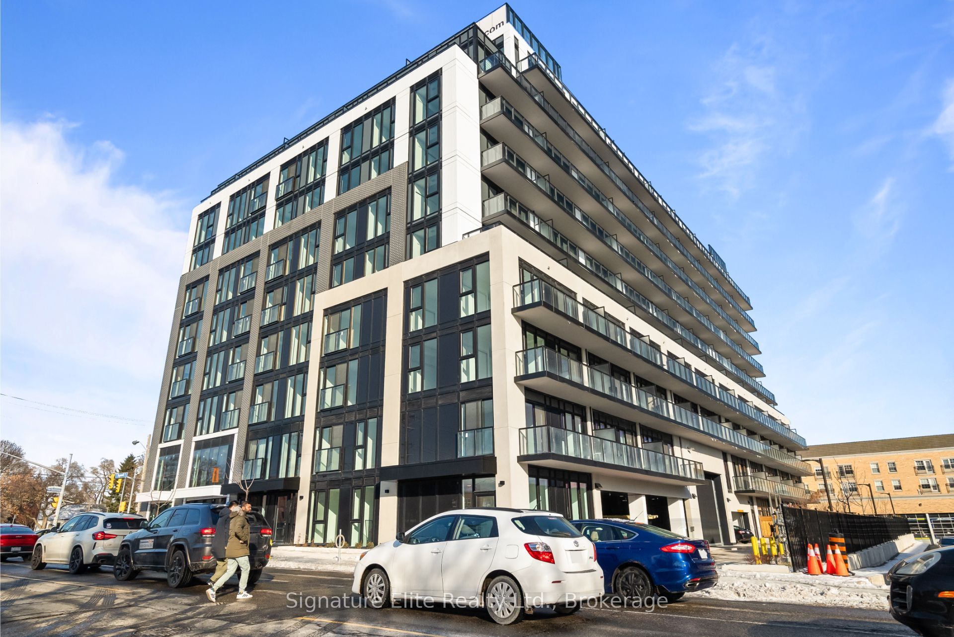 801 The Queensway N/a 1014 Property Photo 27