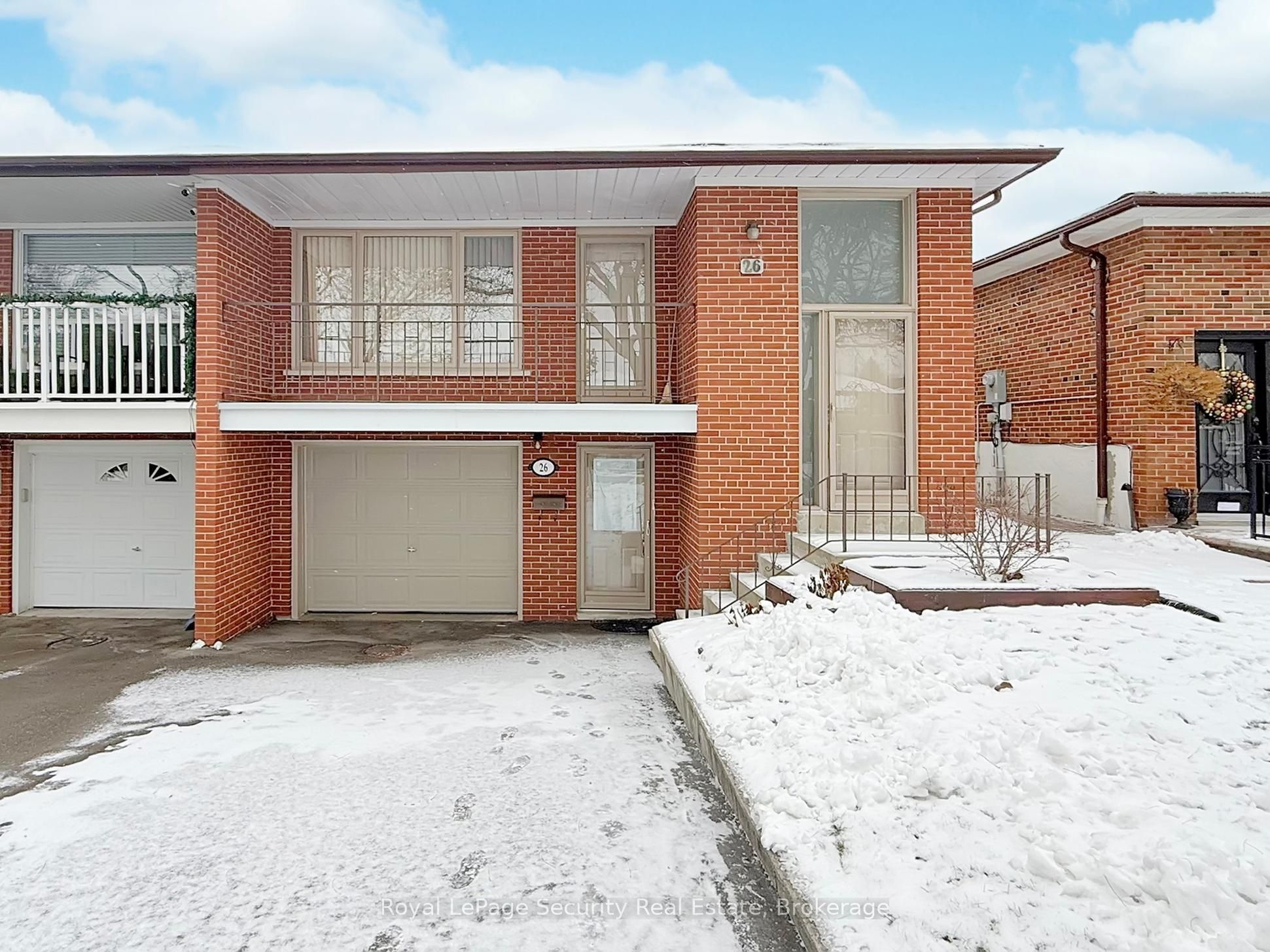 26 Starview Drive Upper Property Photo 1