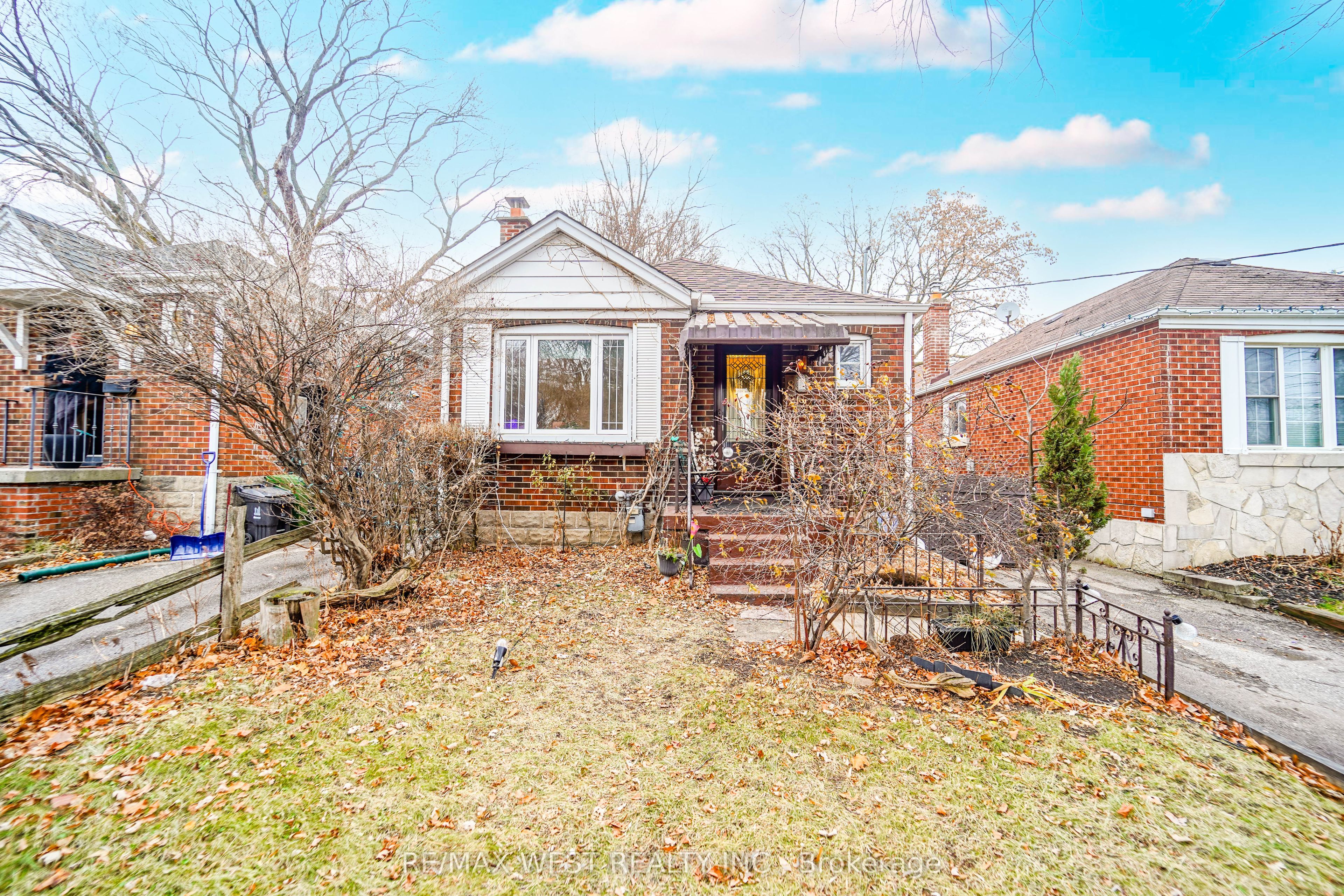 8 Struthers Street Property Photo 1