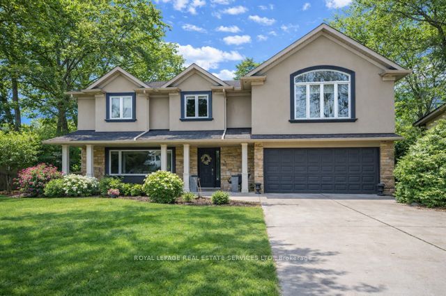 1302 Hillview Cres Property Photo 1