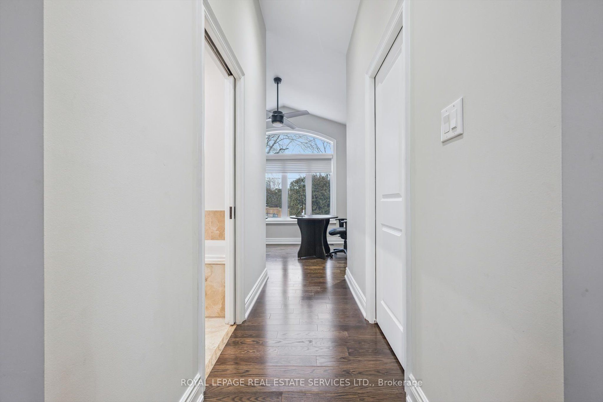 1302 Hillview Cres Property Photo 20