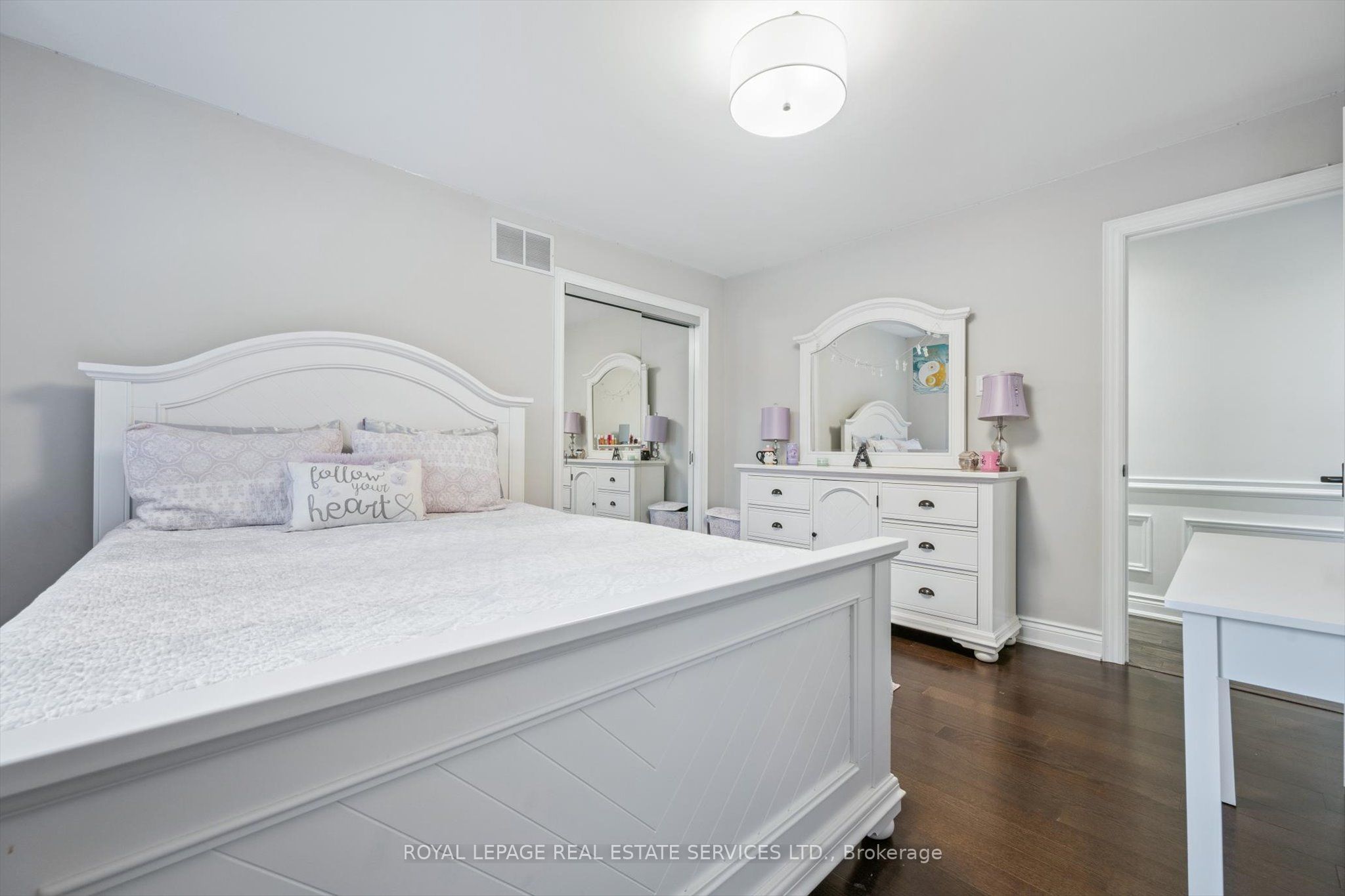 1302 Hillview Cres Property Photo 26