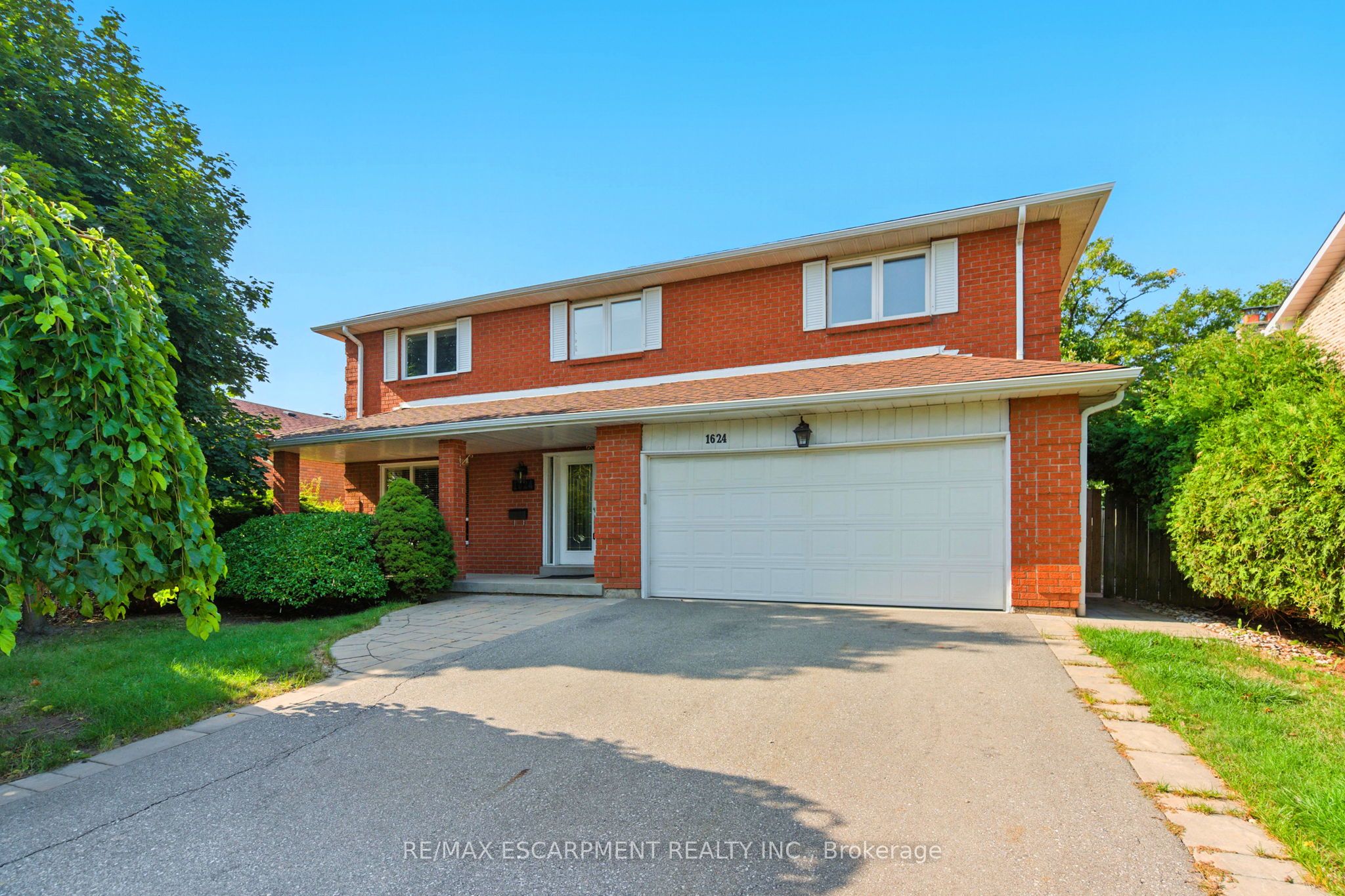 1624 Gallant Drive Property Photo 1