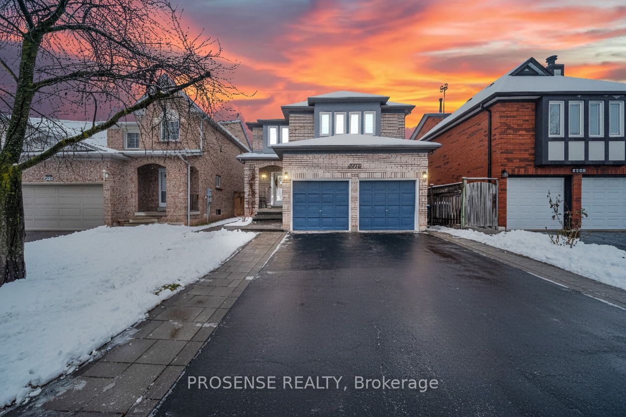 5776 Bell Harbour Dr Property Photo 1